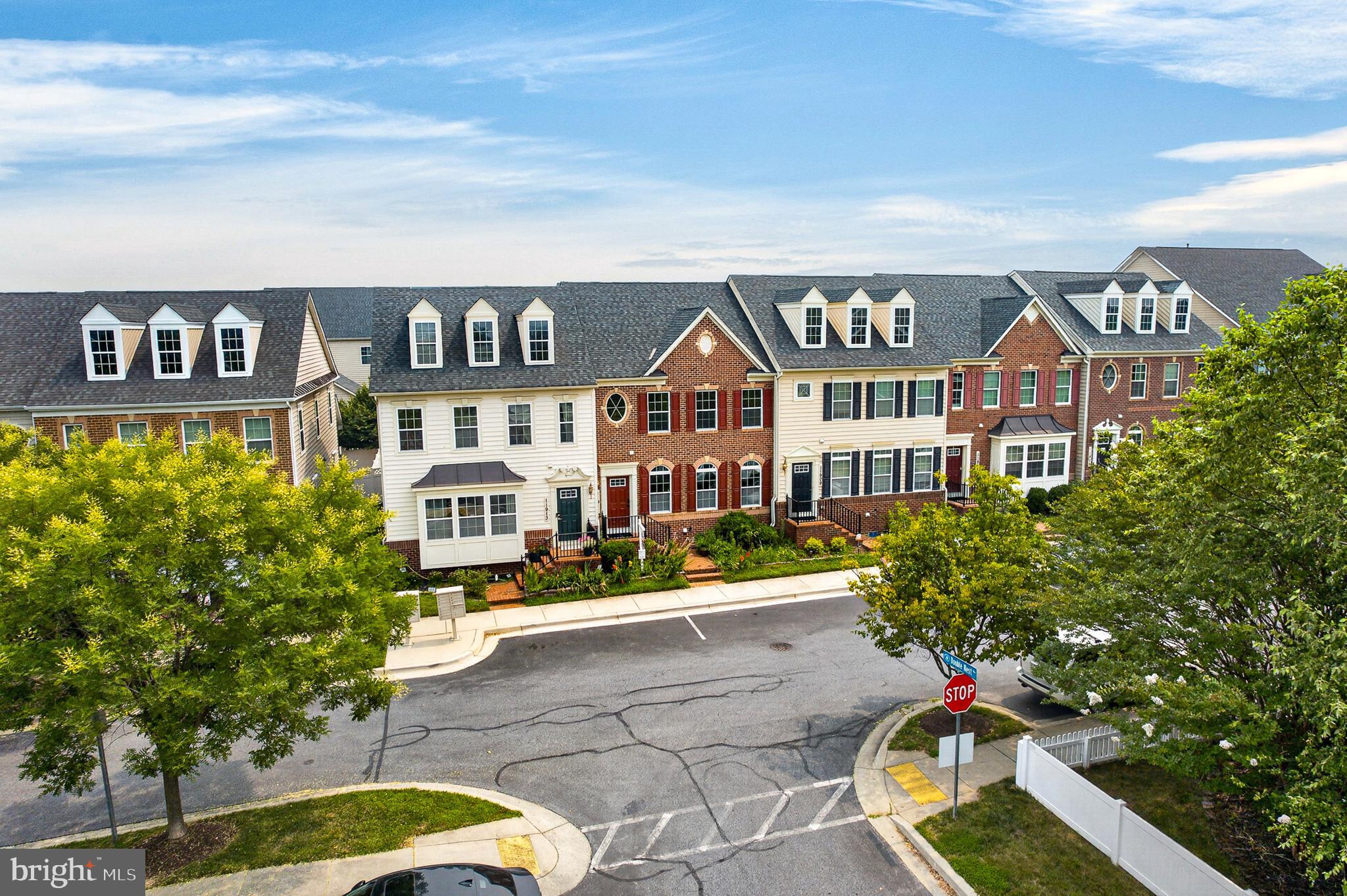 11911 COUNTRY SQUIRE WAY