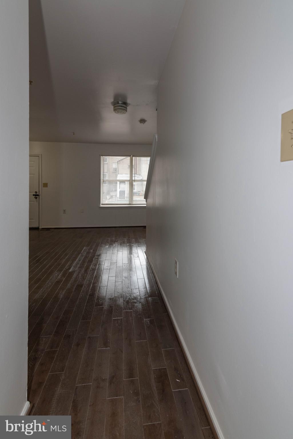 JOHNSTON SQUARE - Residential