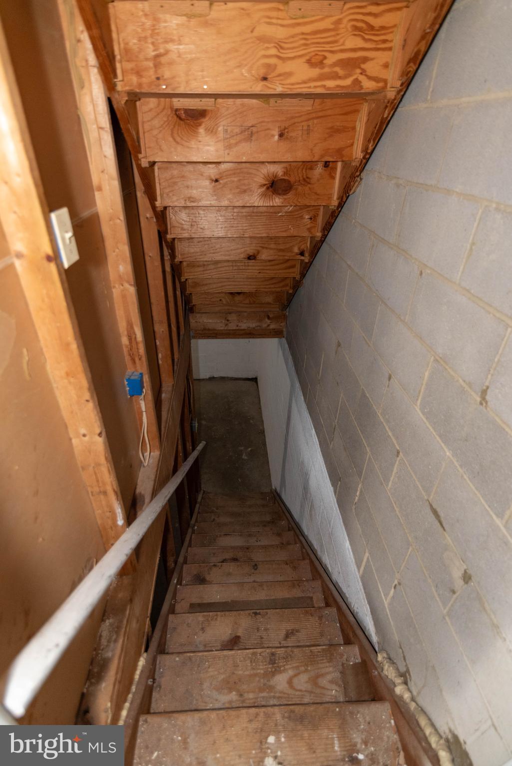 JOHNSTON SQUARE - Residential