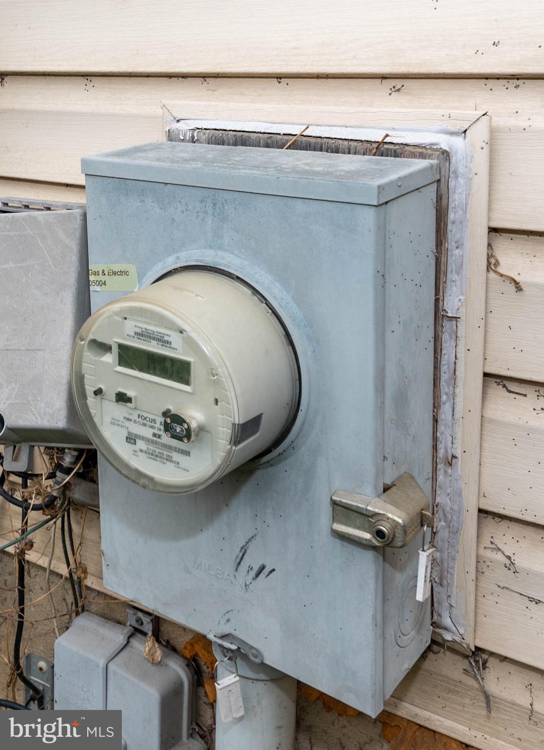 JOHNSTON SQUARE - Residential