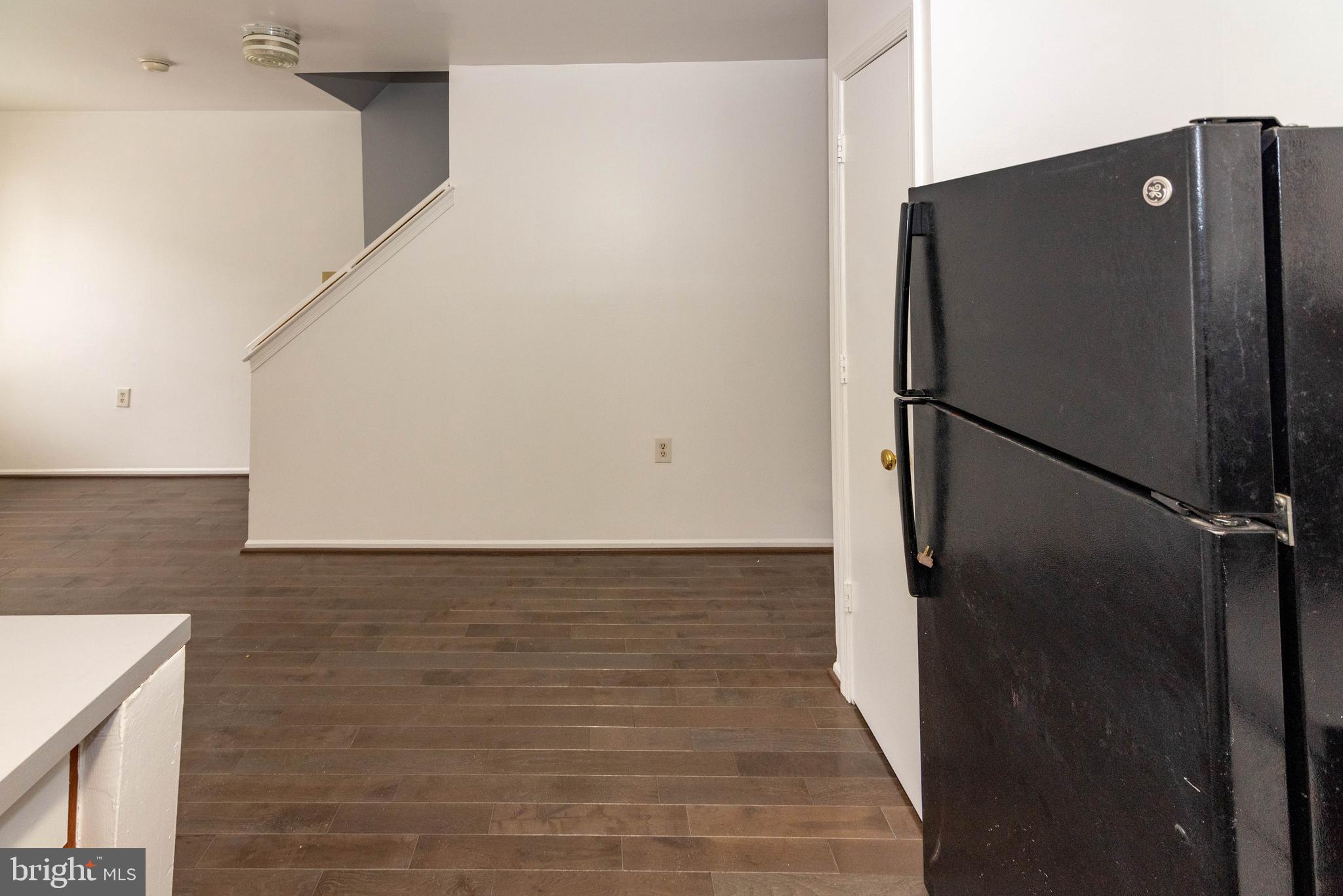 JOHNSTON SQUARE - Residential