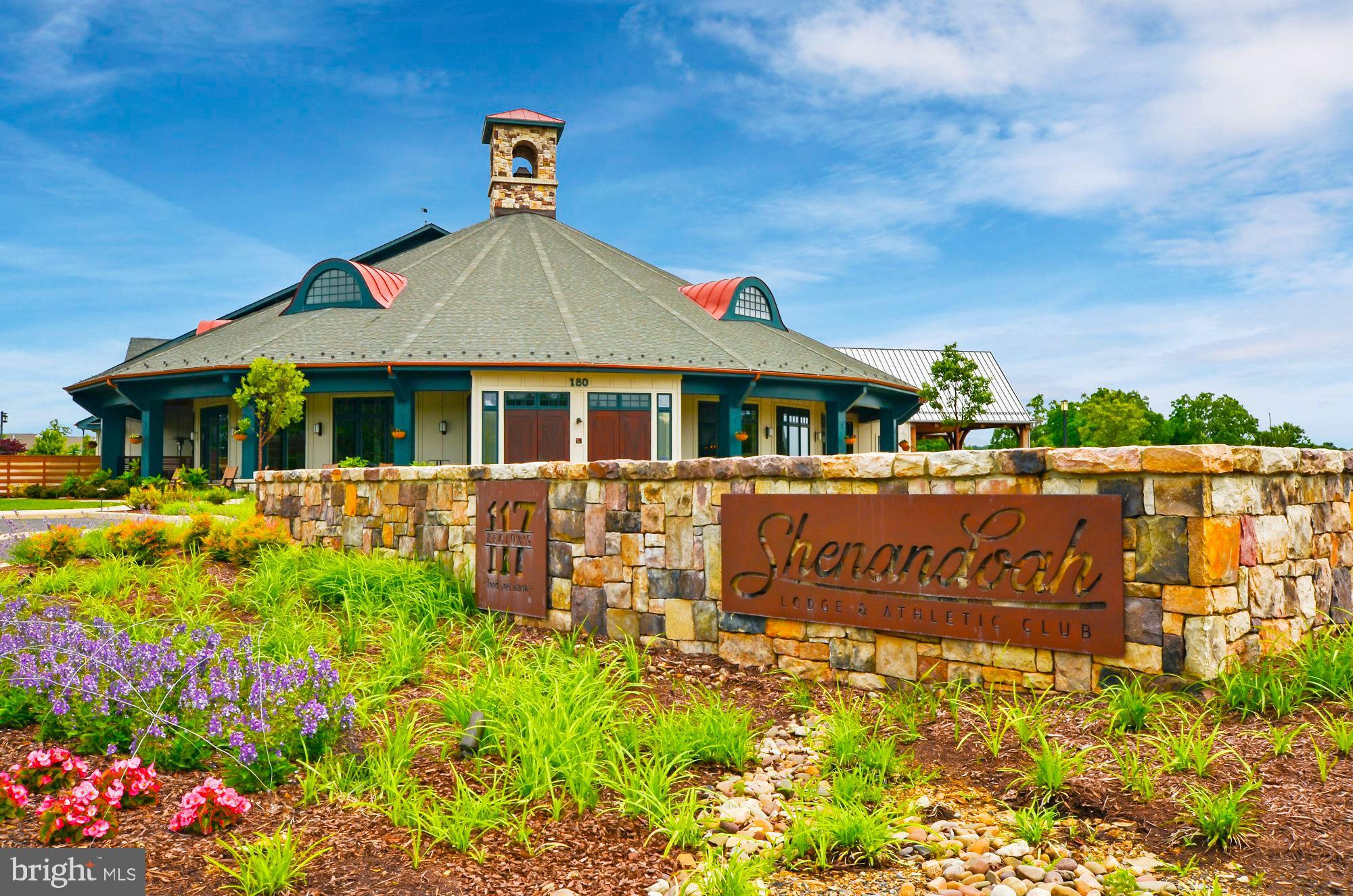 LAKE FREDERICK - Residential
