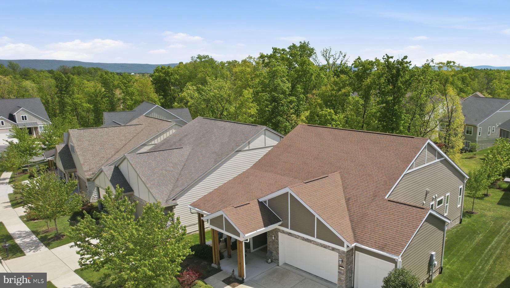 LAKE FREDERICK - Residential