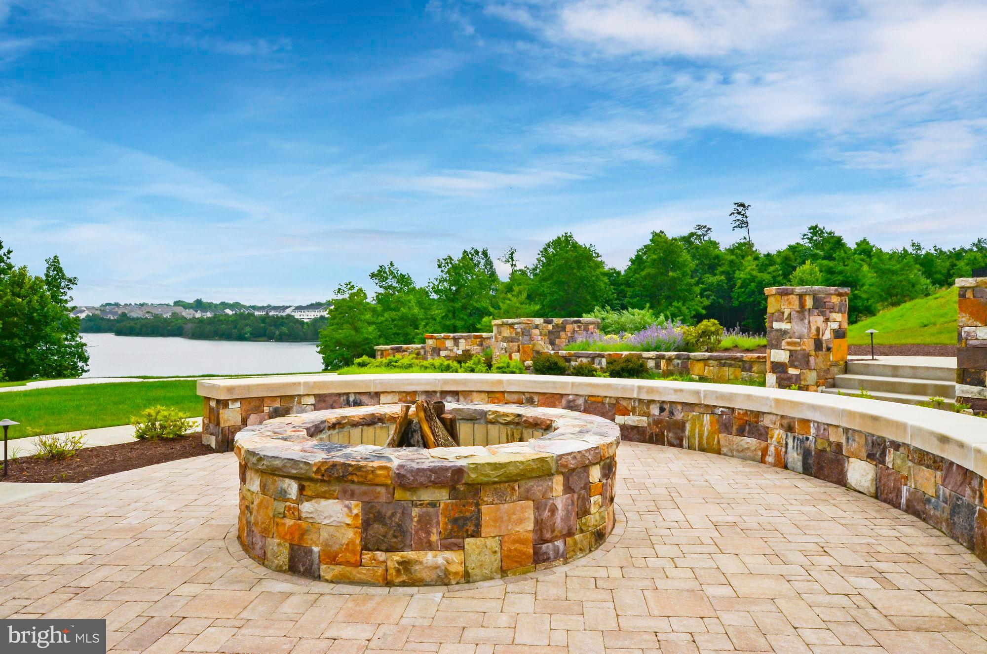 LAKE FREDERICK - Residential
