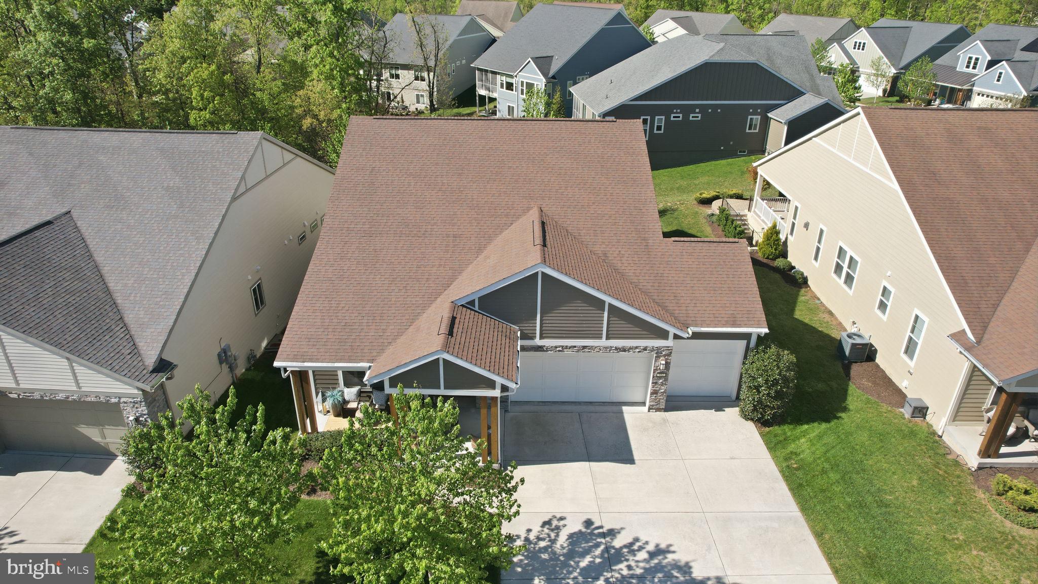 LAKE FREDERICK - Residential