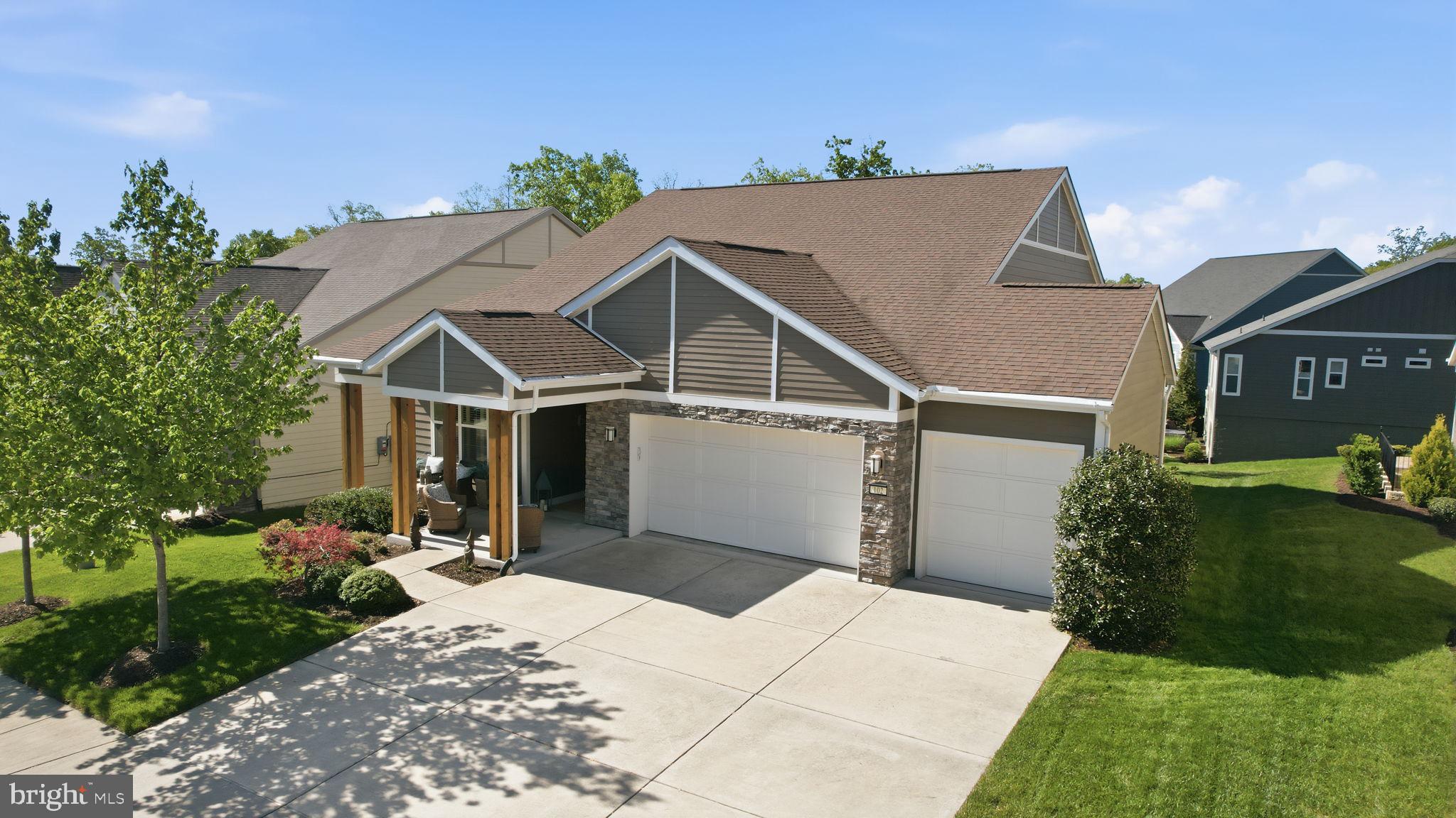 LAKE FREDERICK - Residential