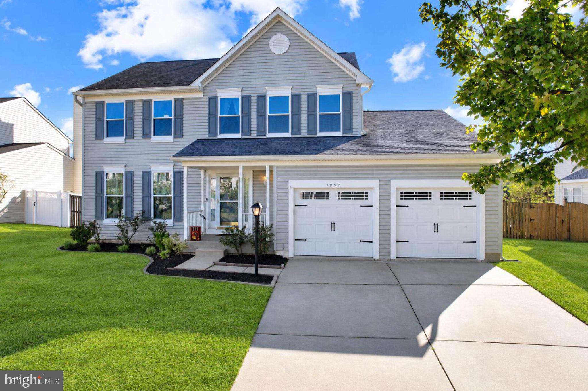 1807 MANET COURT