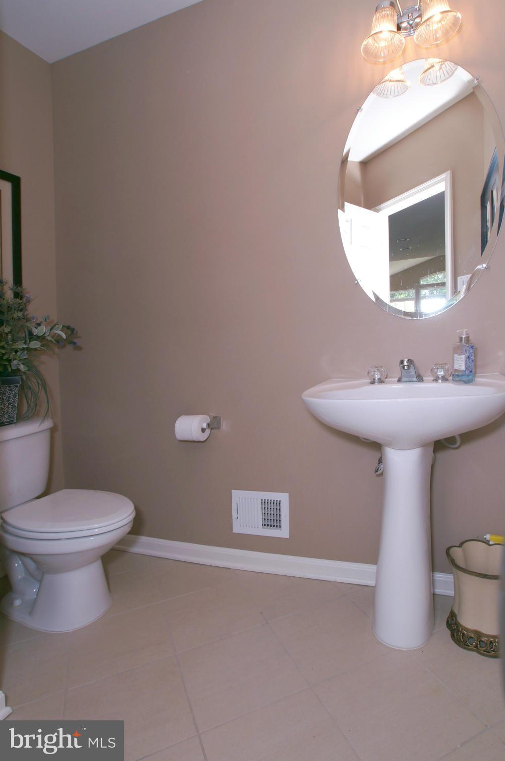 STONEWALL MANOR - Residential