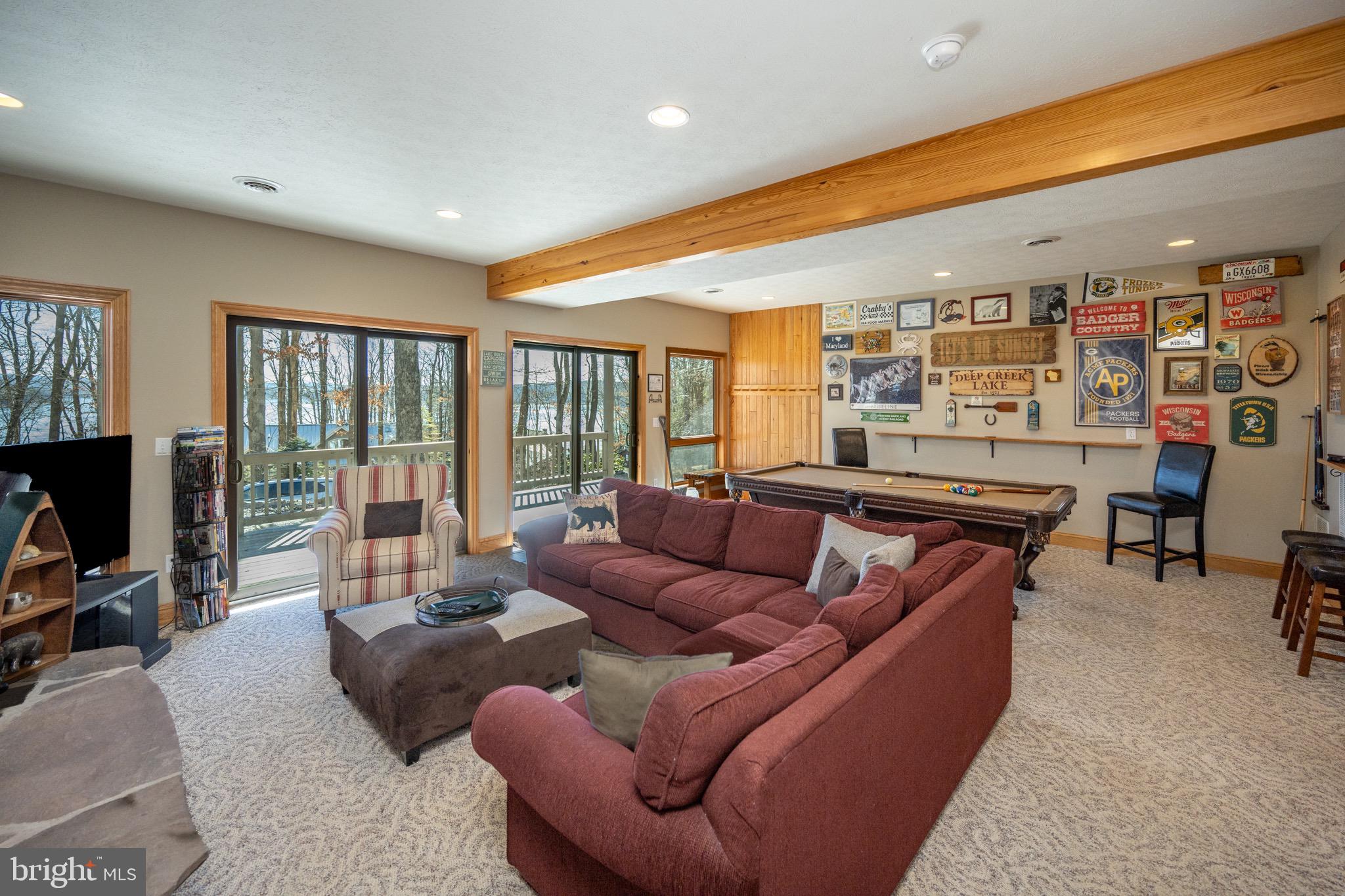 GLEN COVE - Residential