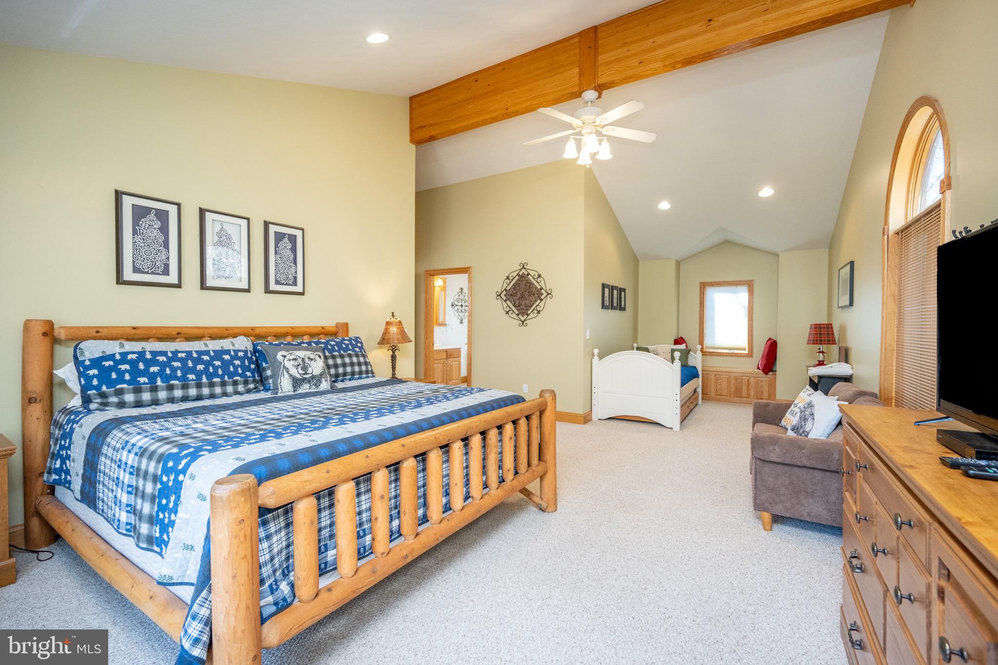 GLEN COVE - Residential