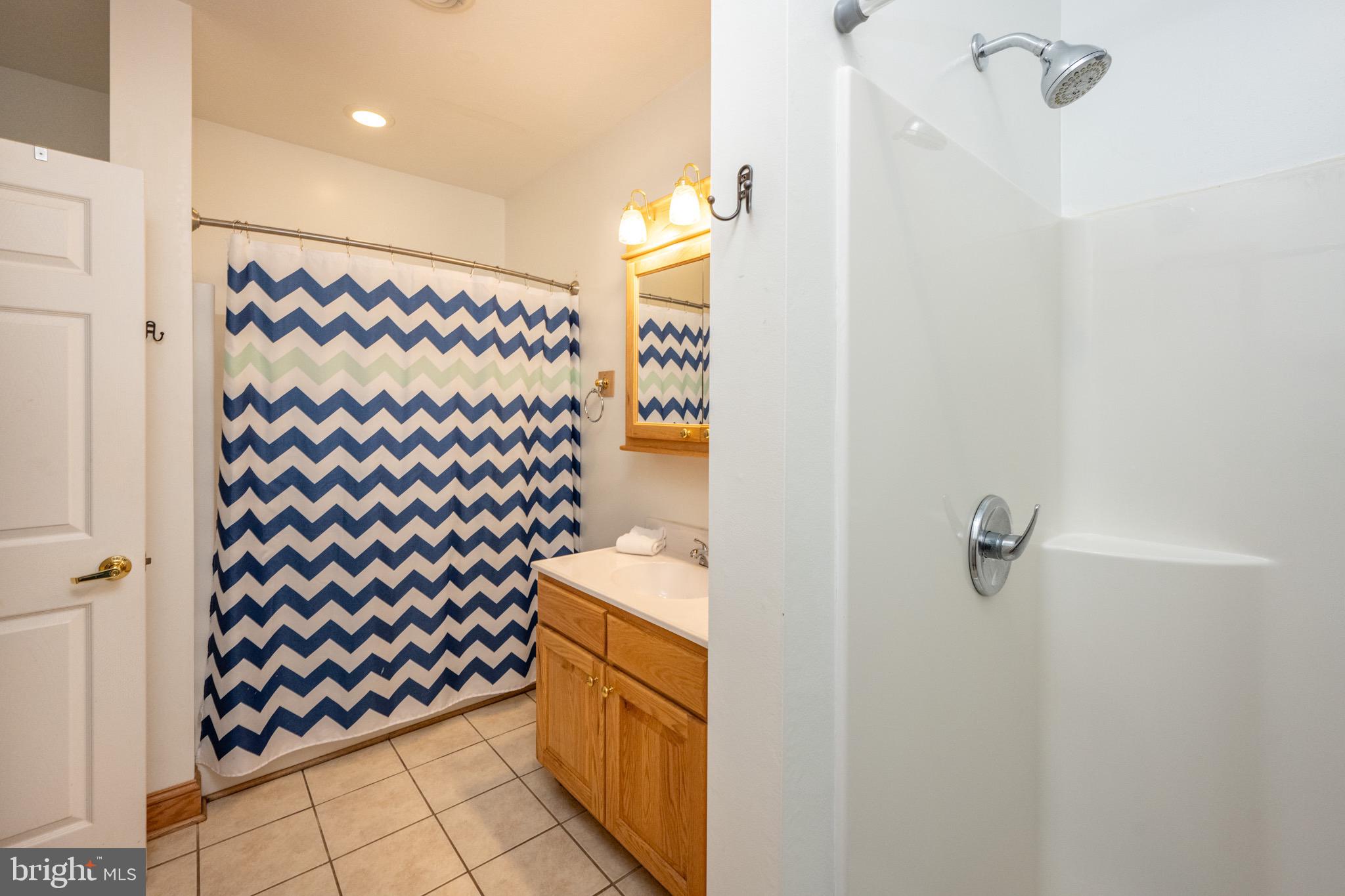 GLEN COVE - Residential