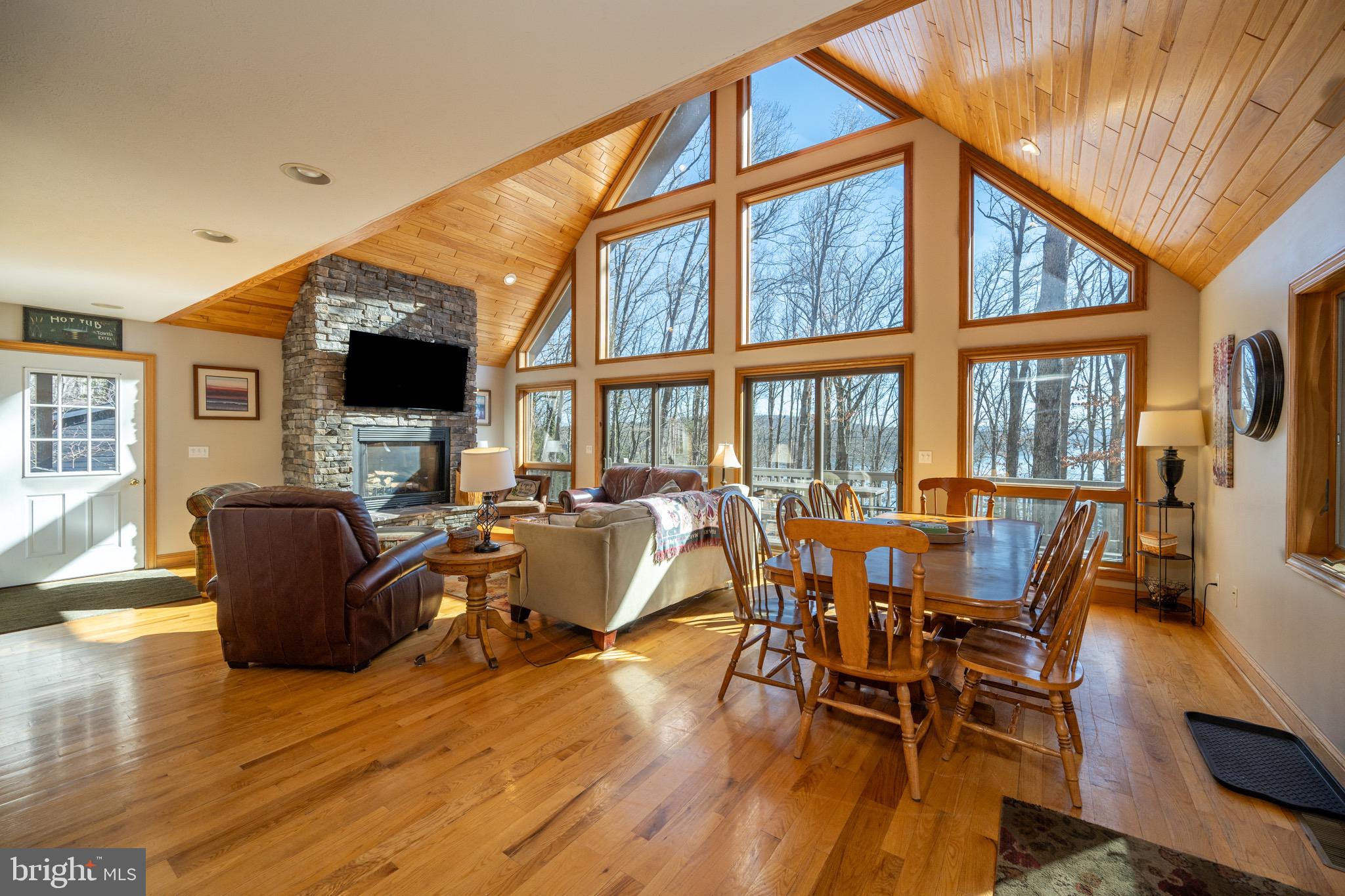 GLEN COVE - Residential