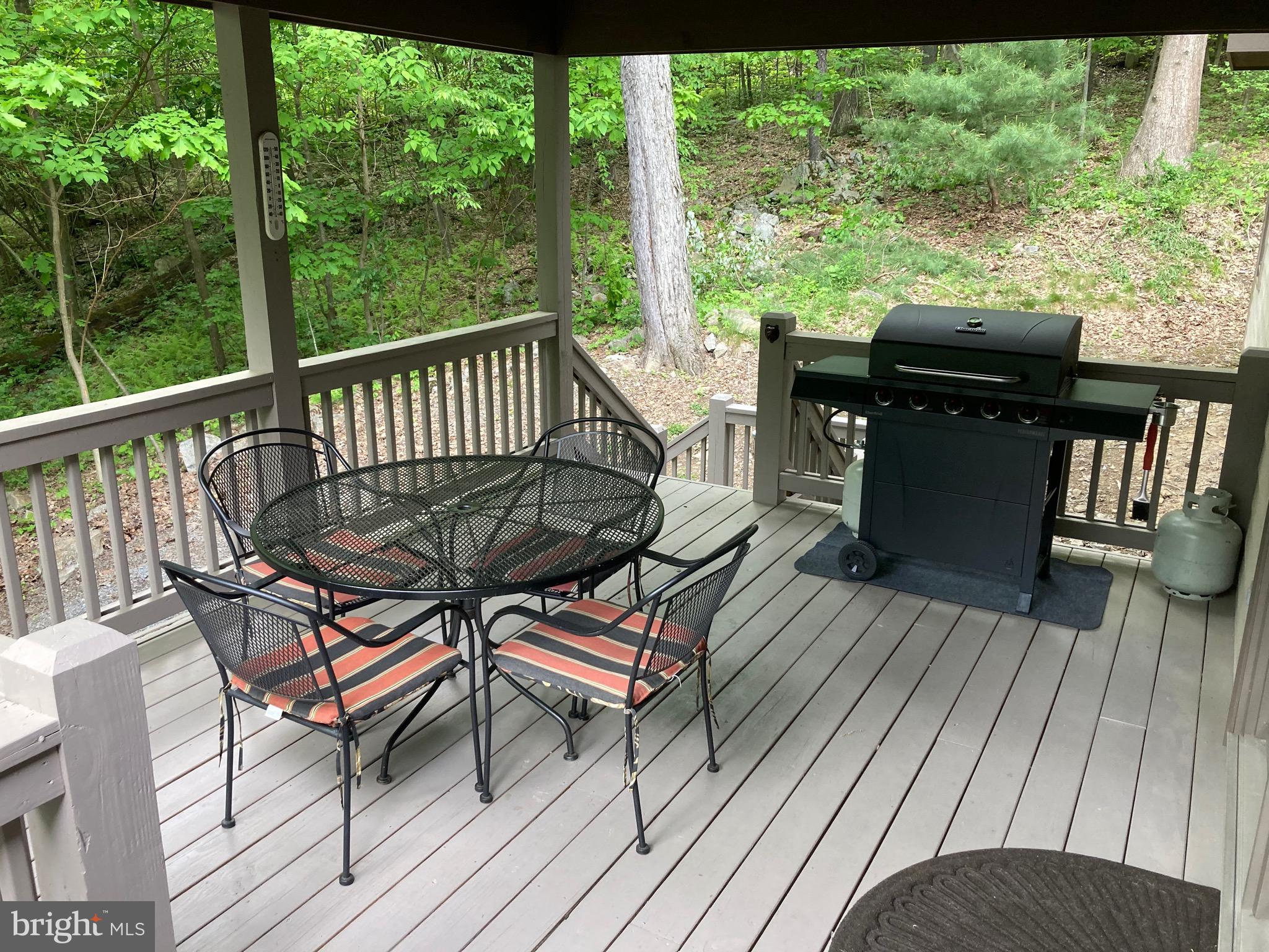 GLEN COVE - Residential