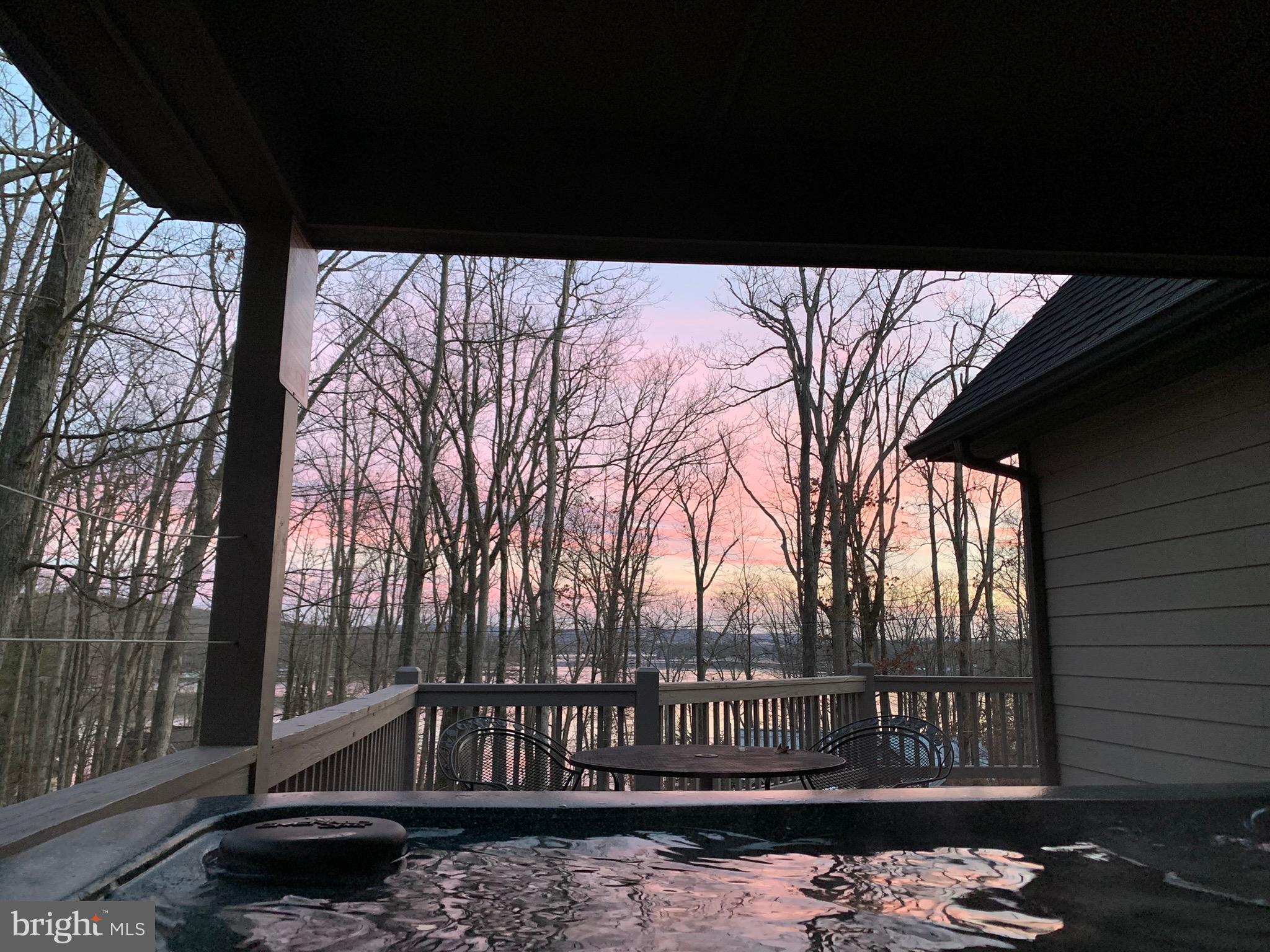 GLEN COVE - Residential