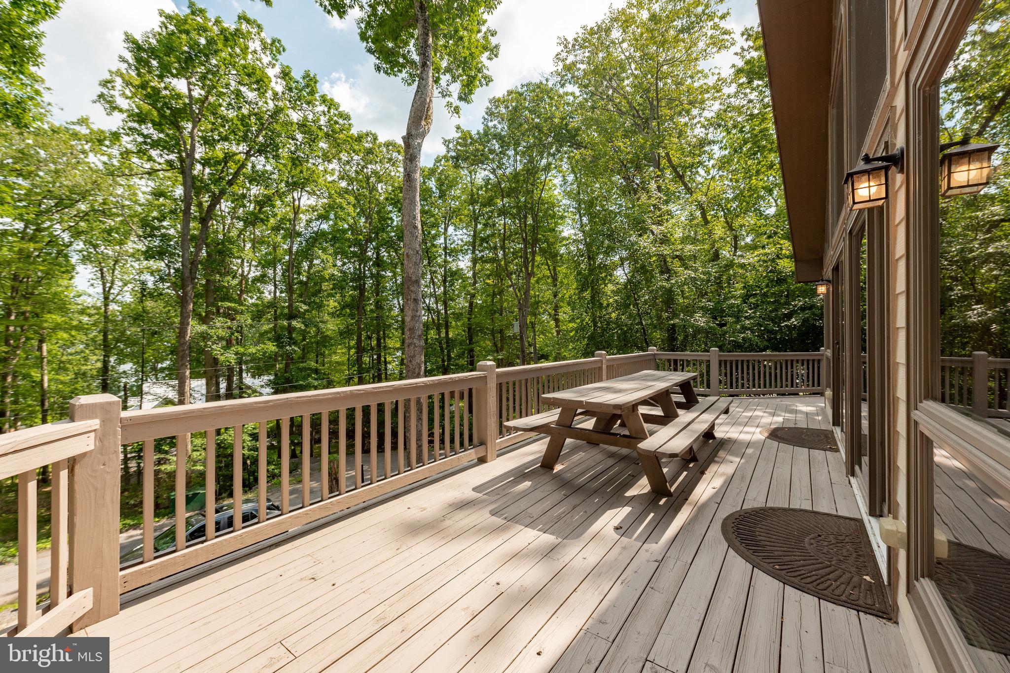 GLEN COVE - Residential