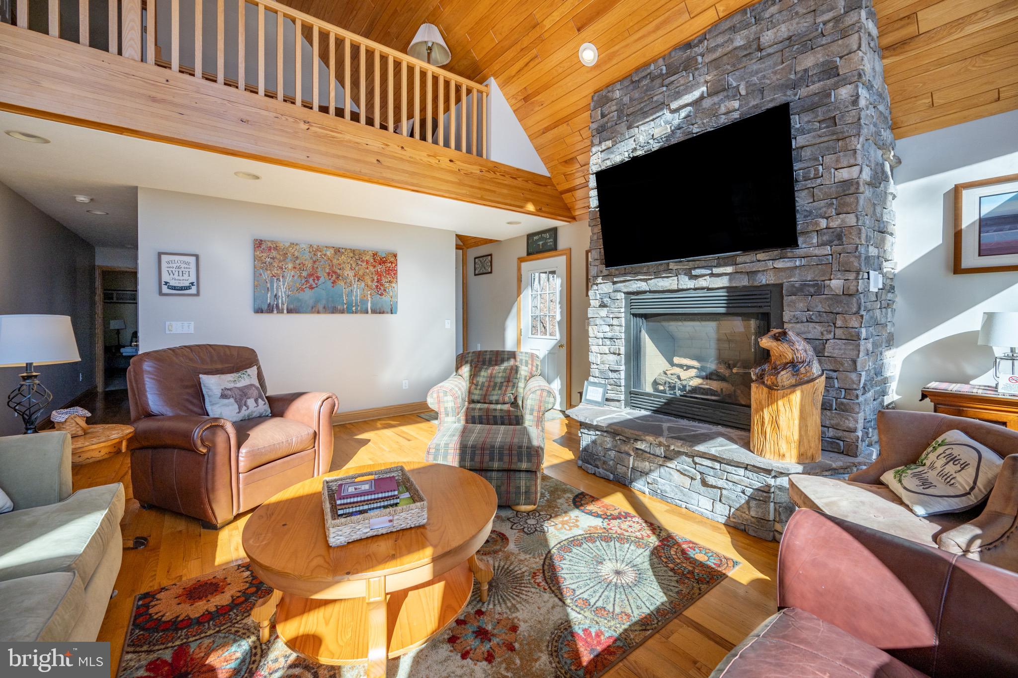 GLEN COVE - Residential