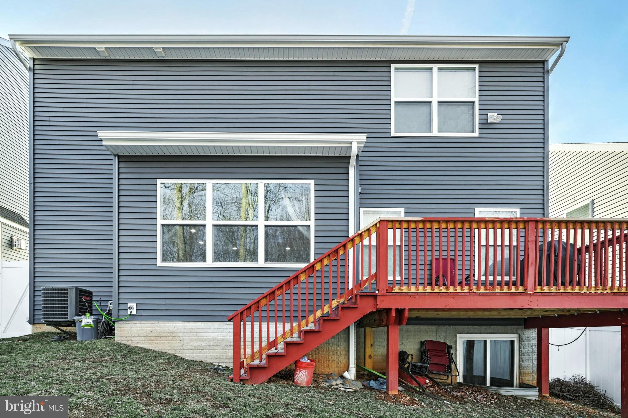 KENSINGTON - Residential