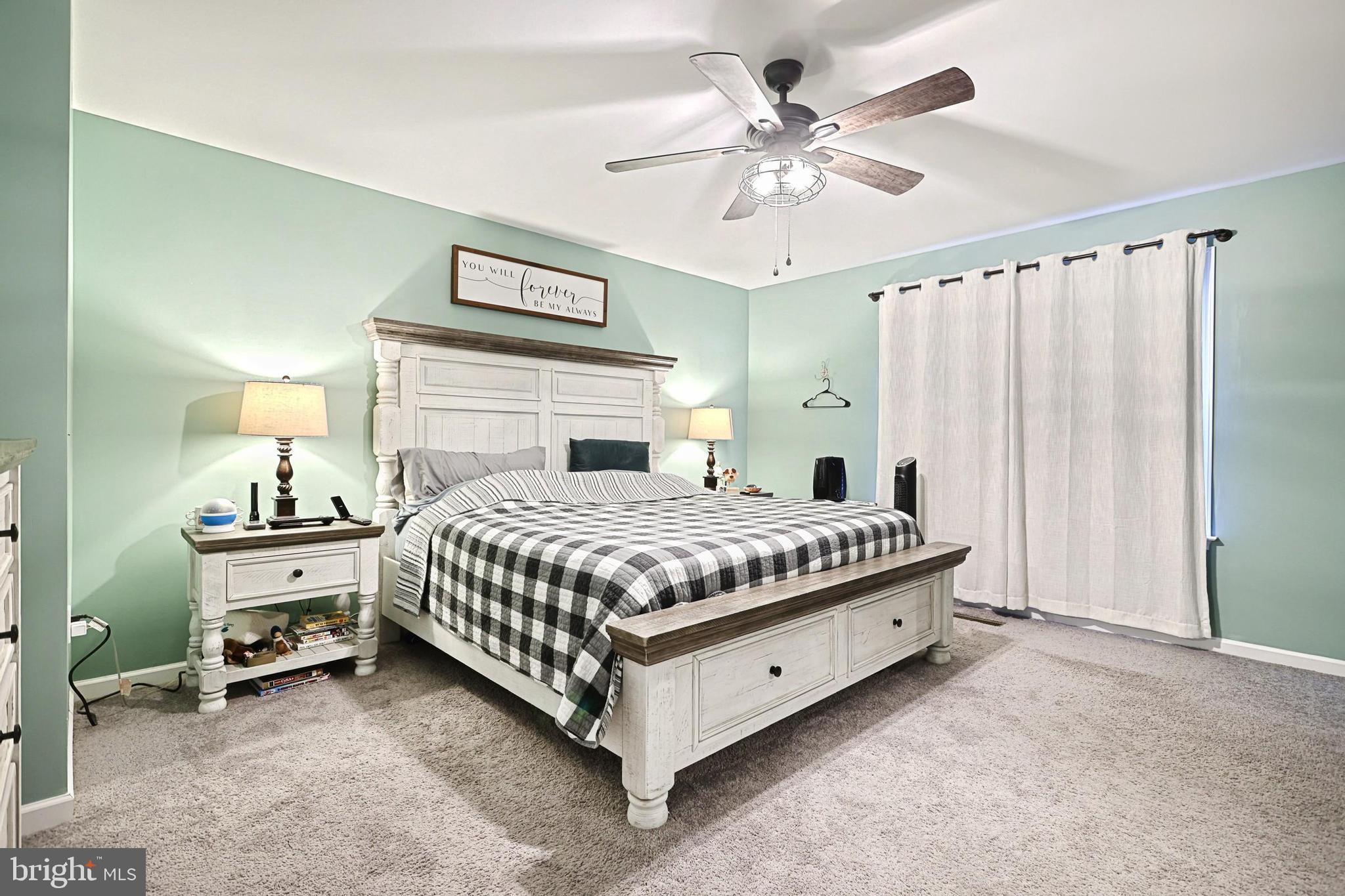 KENSINGTON - Residential