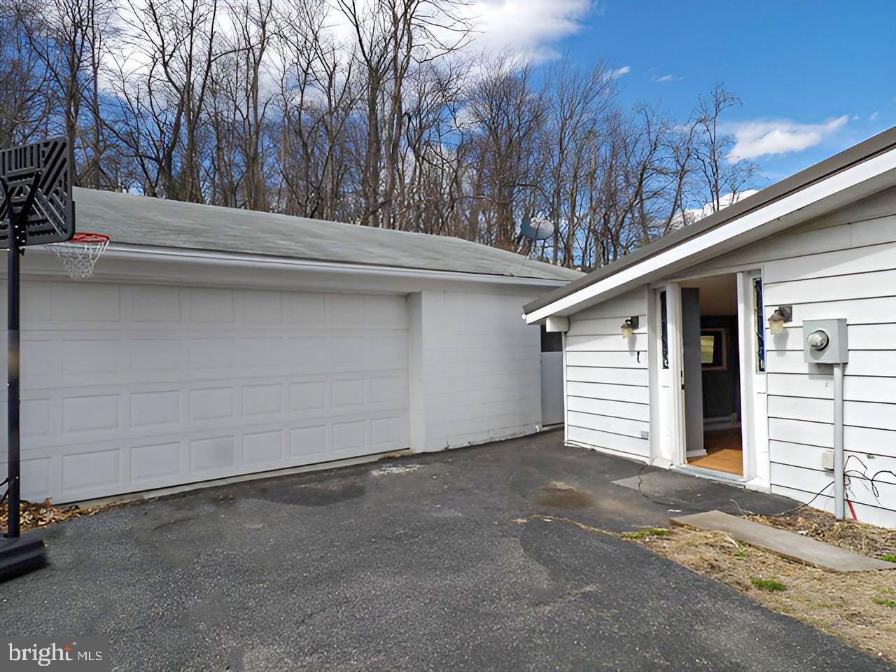 CENTENNIAL HILL - Residential