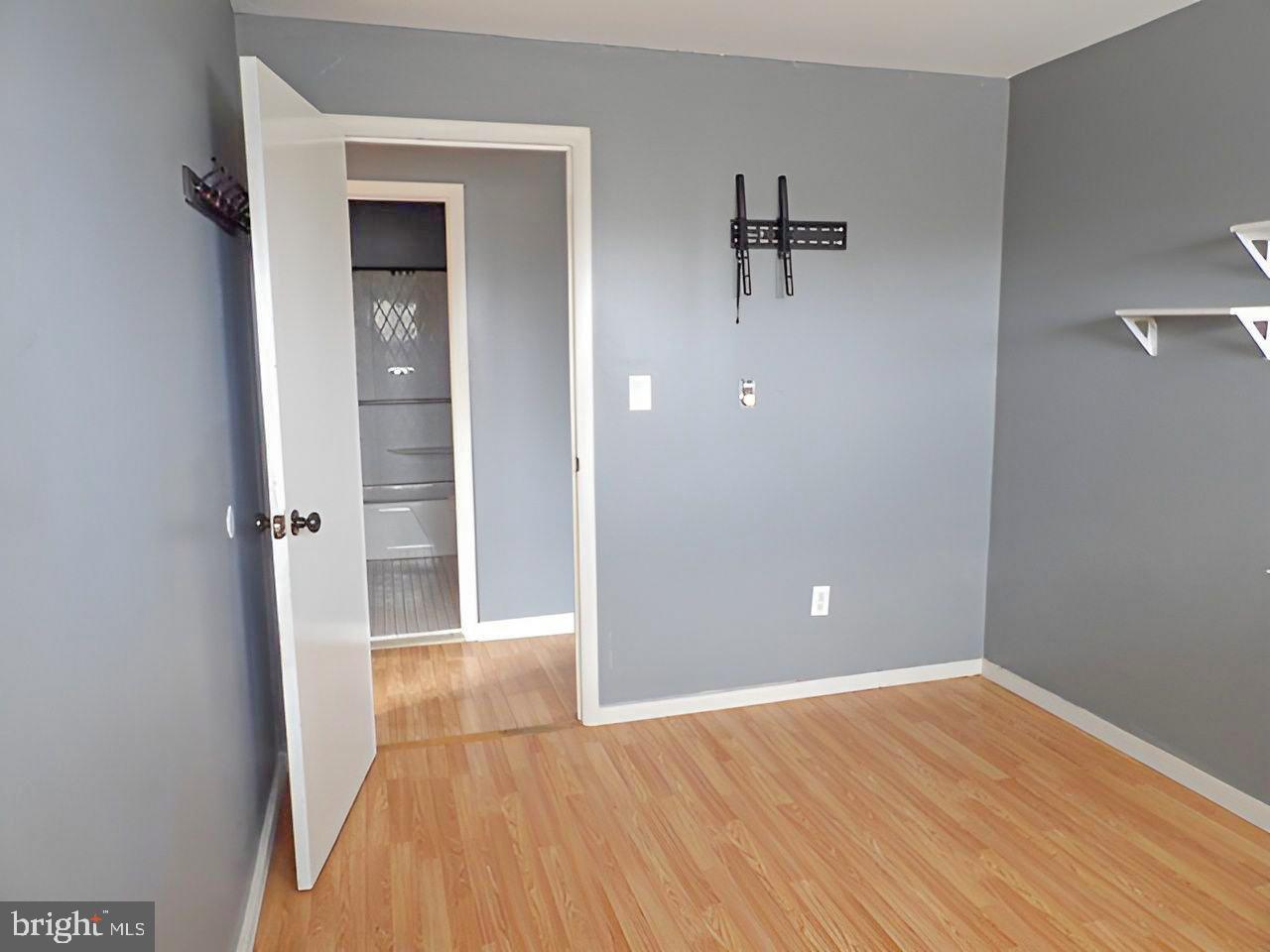 CENTENNIAL HILL - Residential