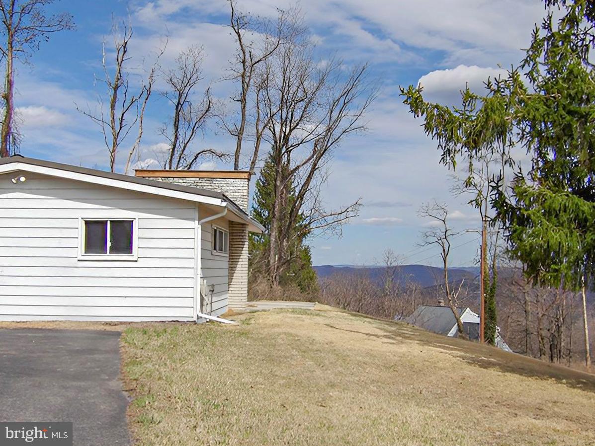 CENTENNIAL HILL - Residential