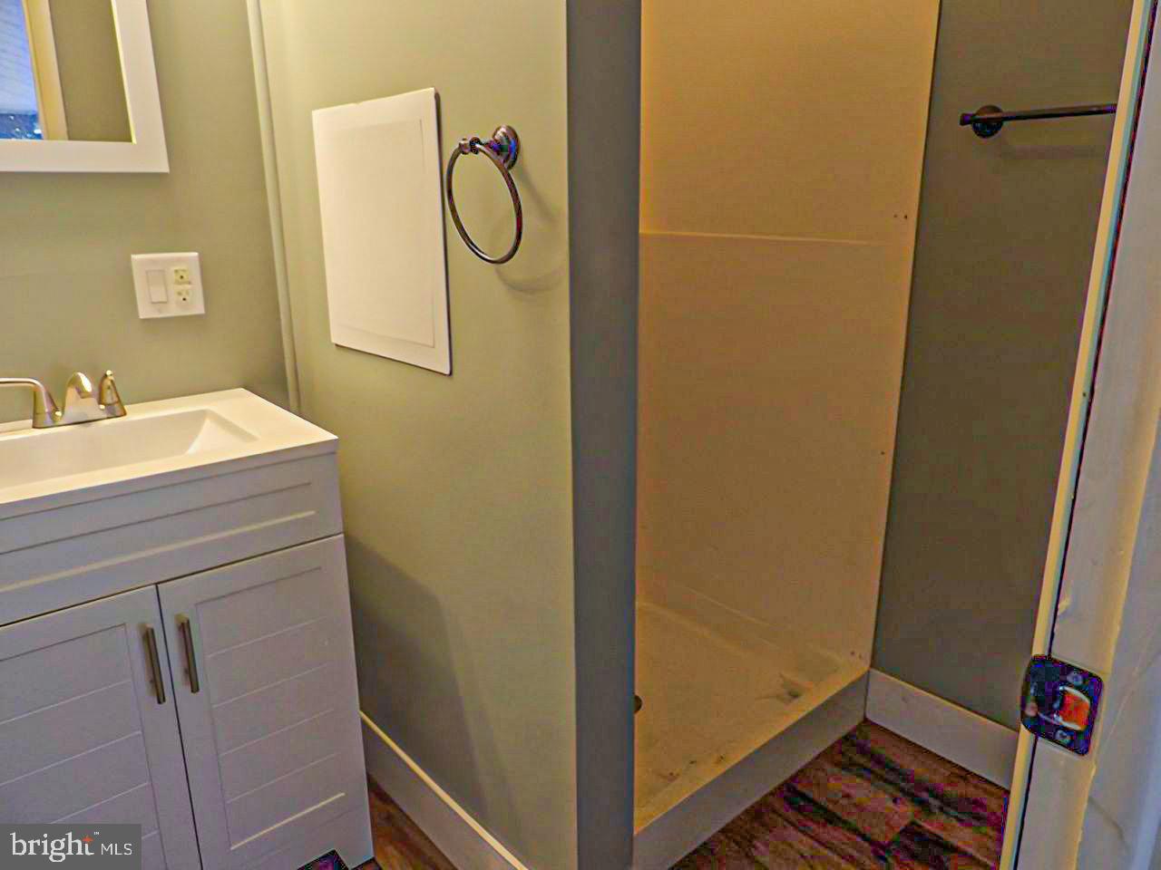 CENTENNIAL HILL - Residential