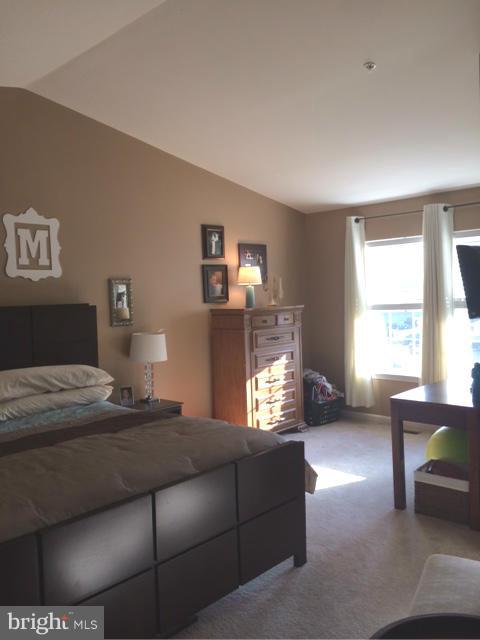 MAZEL - Residential Lease