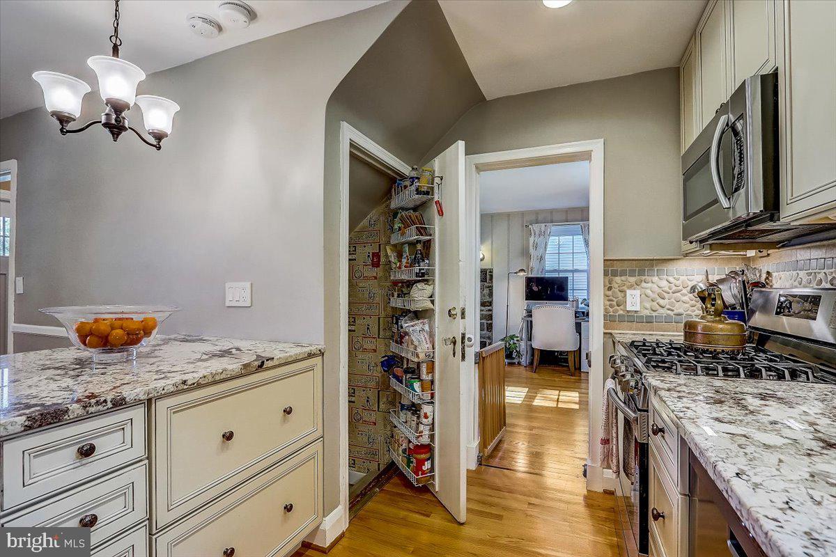 VILLA CRESTA - Residential