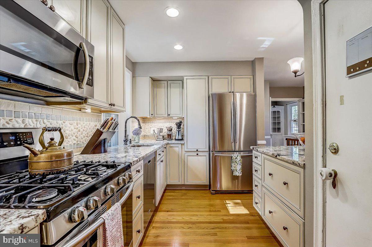 VILLA CRESTA - Residential