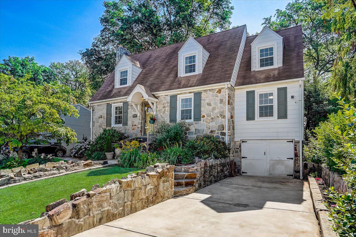 VILLA CRESTA - Residential