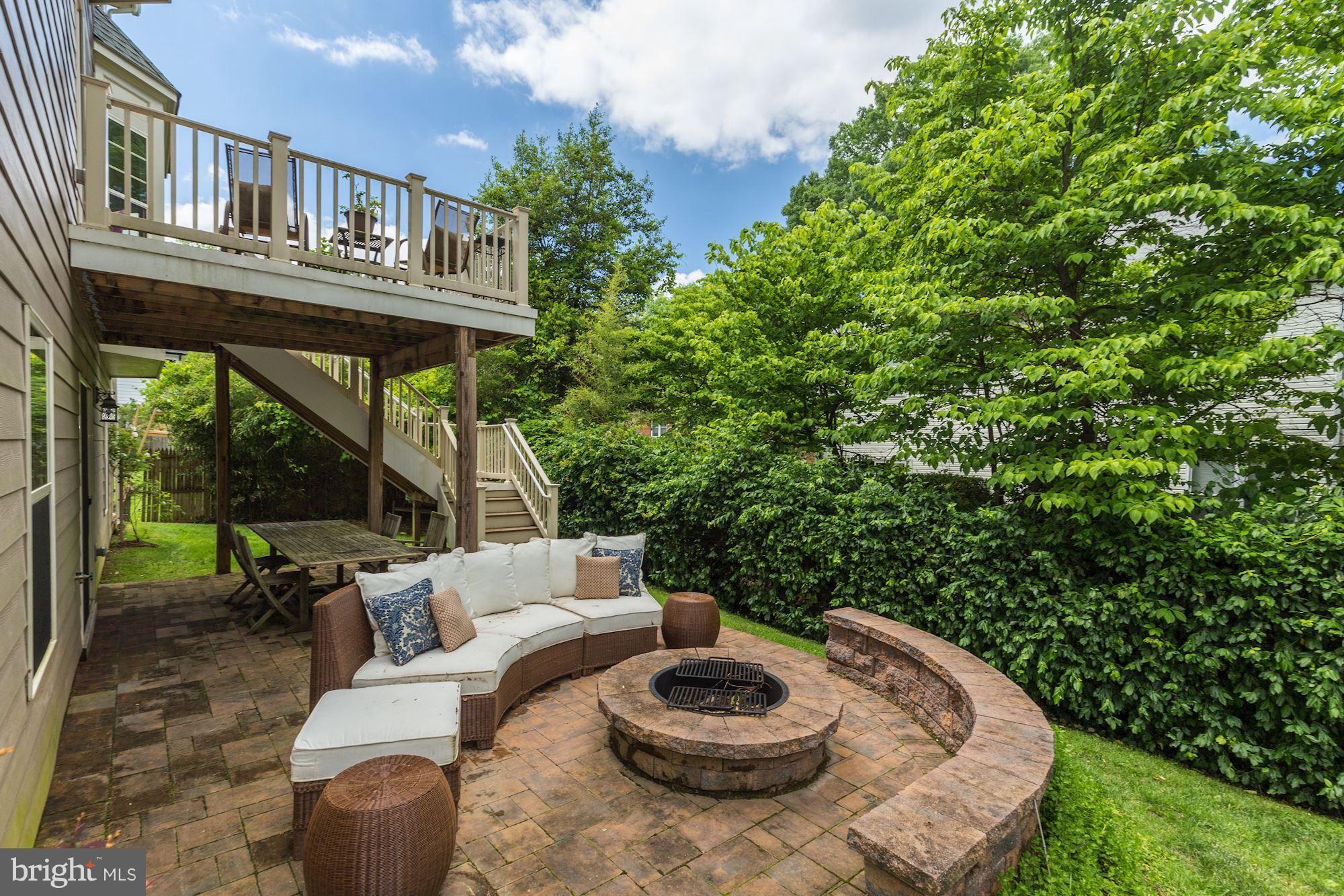 OAKWOOD KNOLLS - Residential