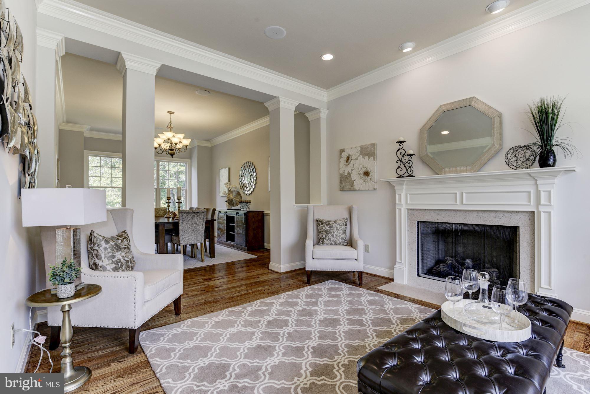 OAKWOOD KNOLLS - Residential