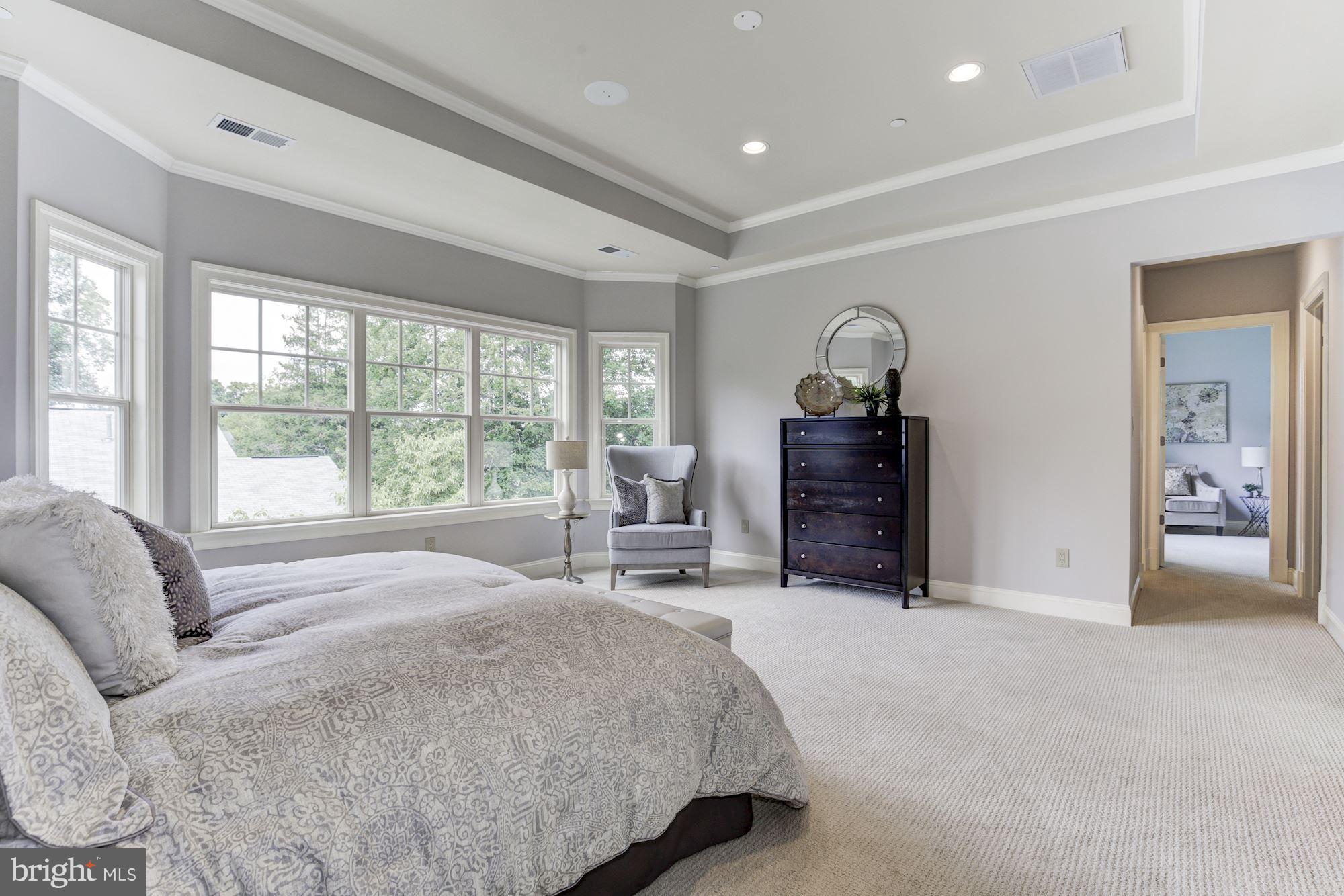 OAKWOOD KNOLLS - Residential