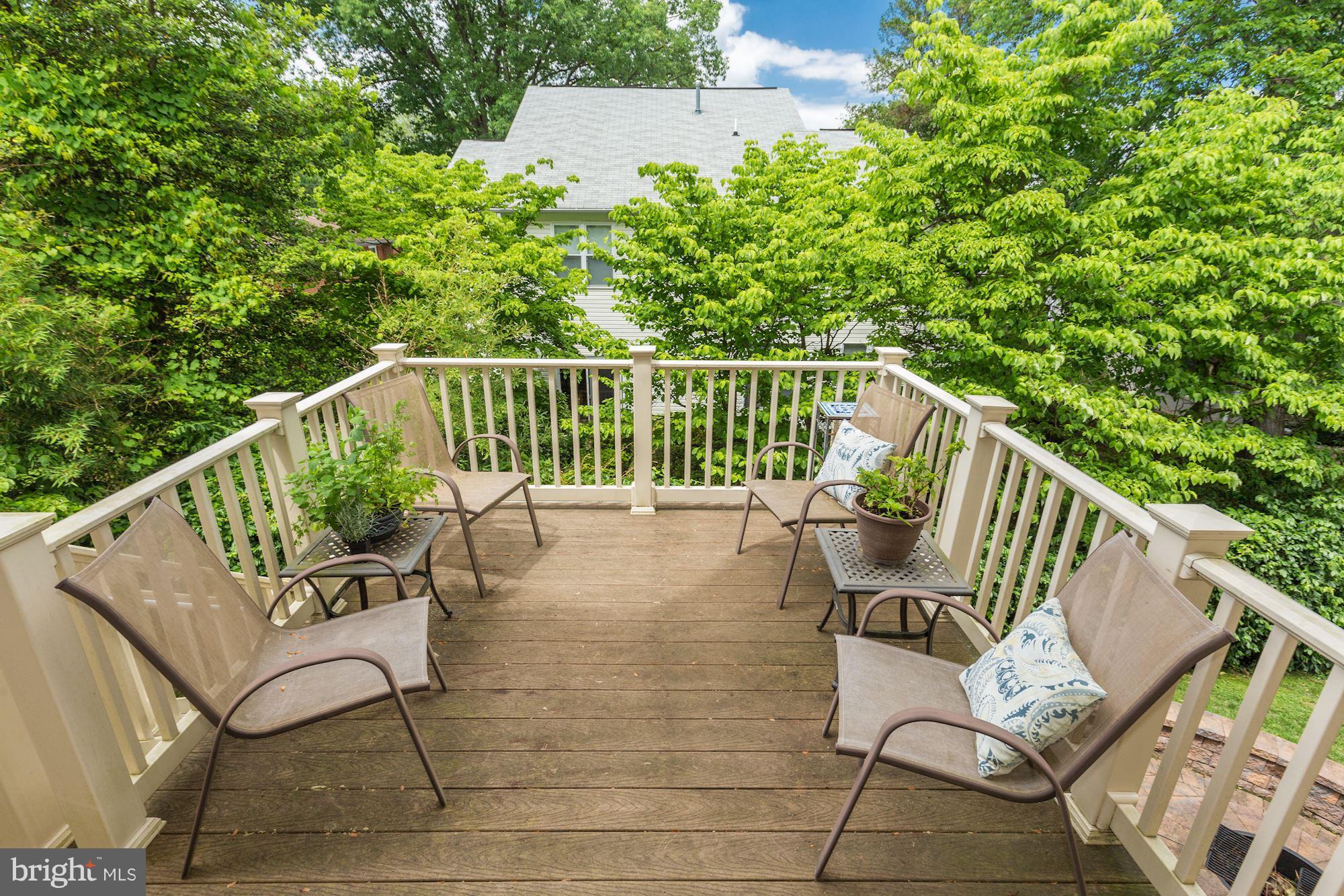 OAKWOOD KNOLLS - Residential