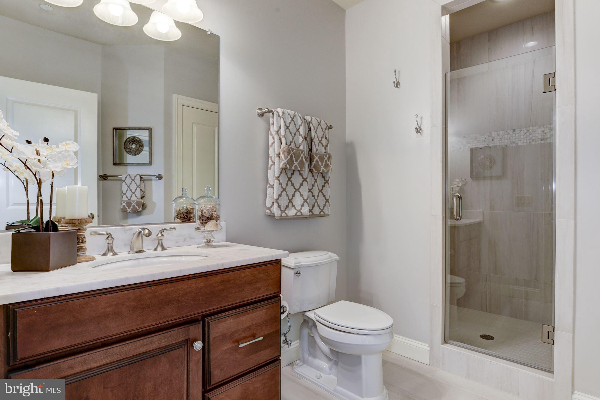 OAKWOOD KNOLLS - Residential