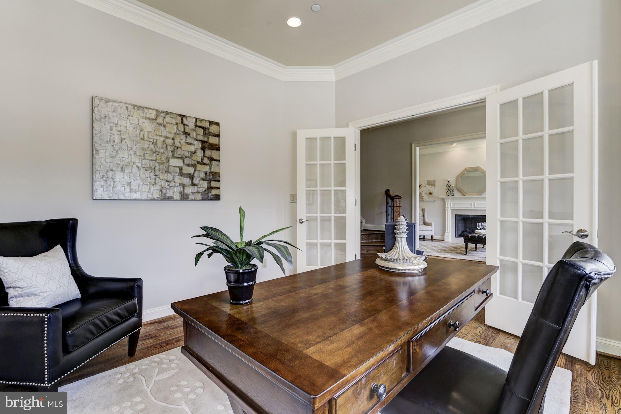 OAKWOOD KNOLLS - Residential