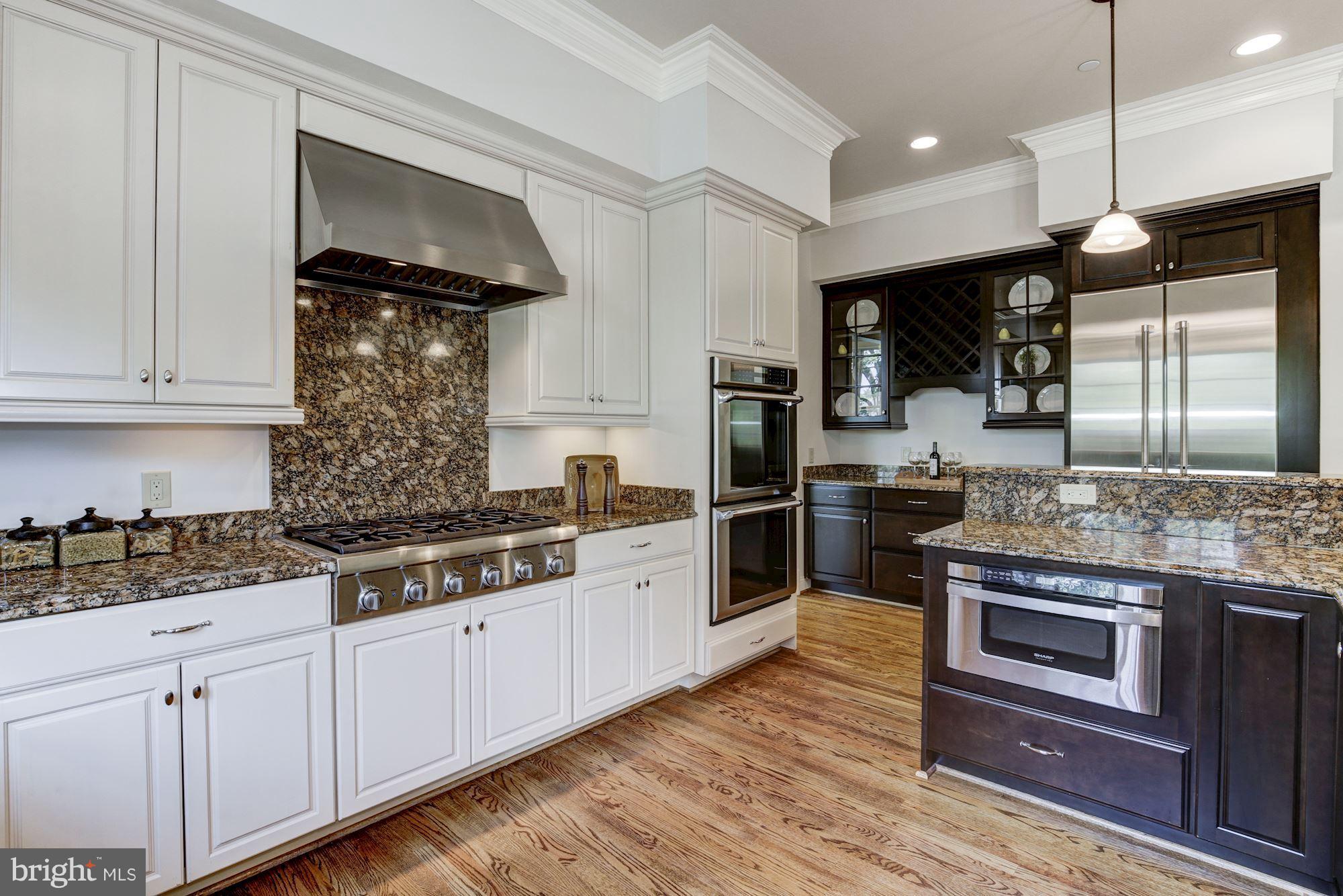 OAKWOOD KNOLLS - Residential