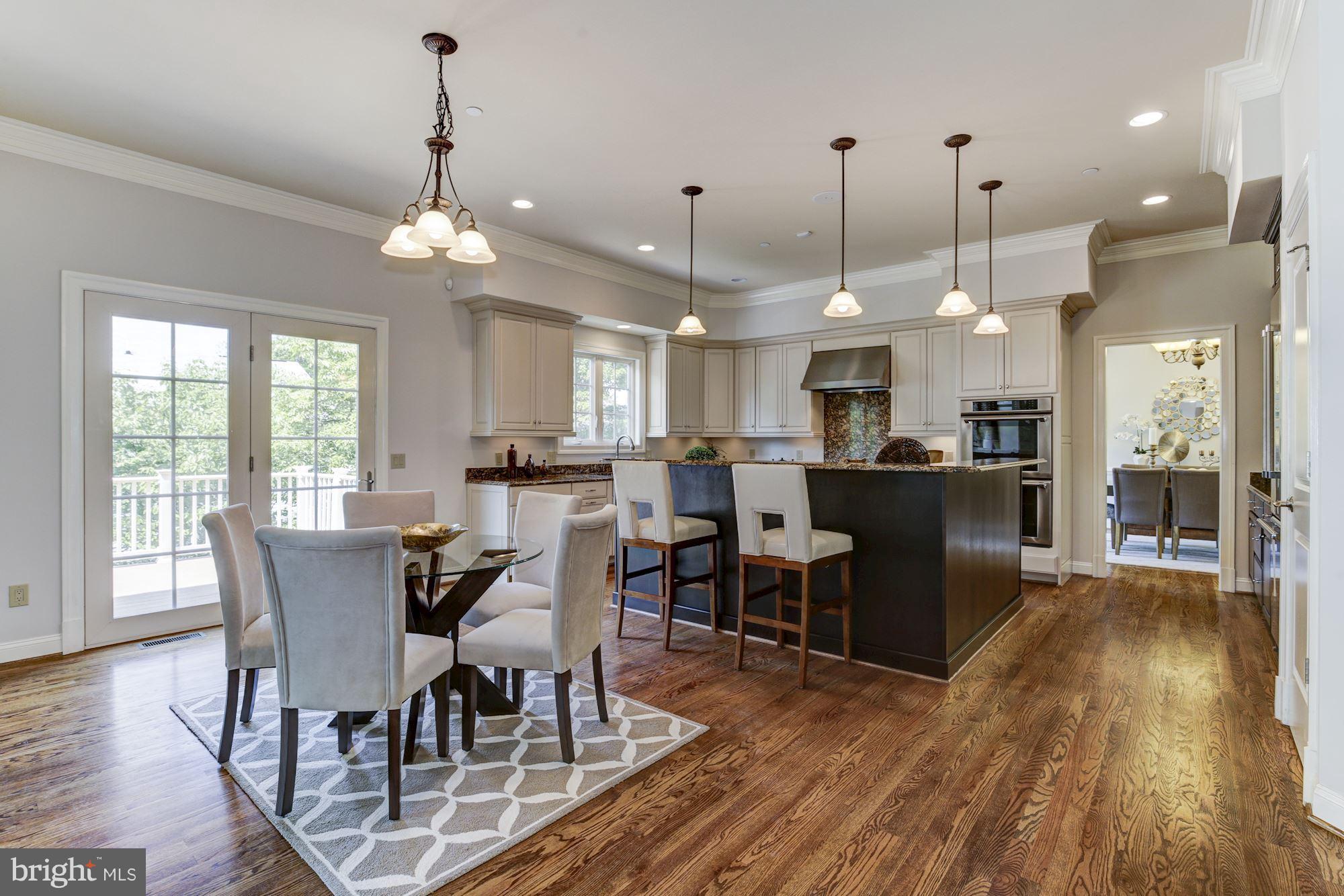 OAKWOOD KNOLLS - Residential