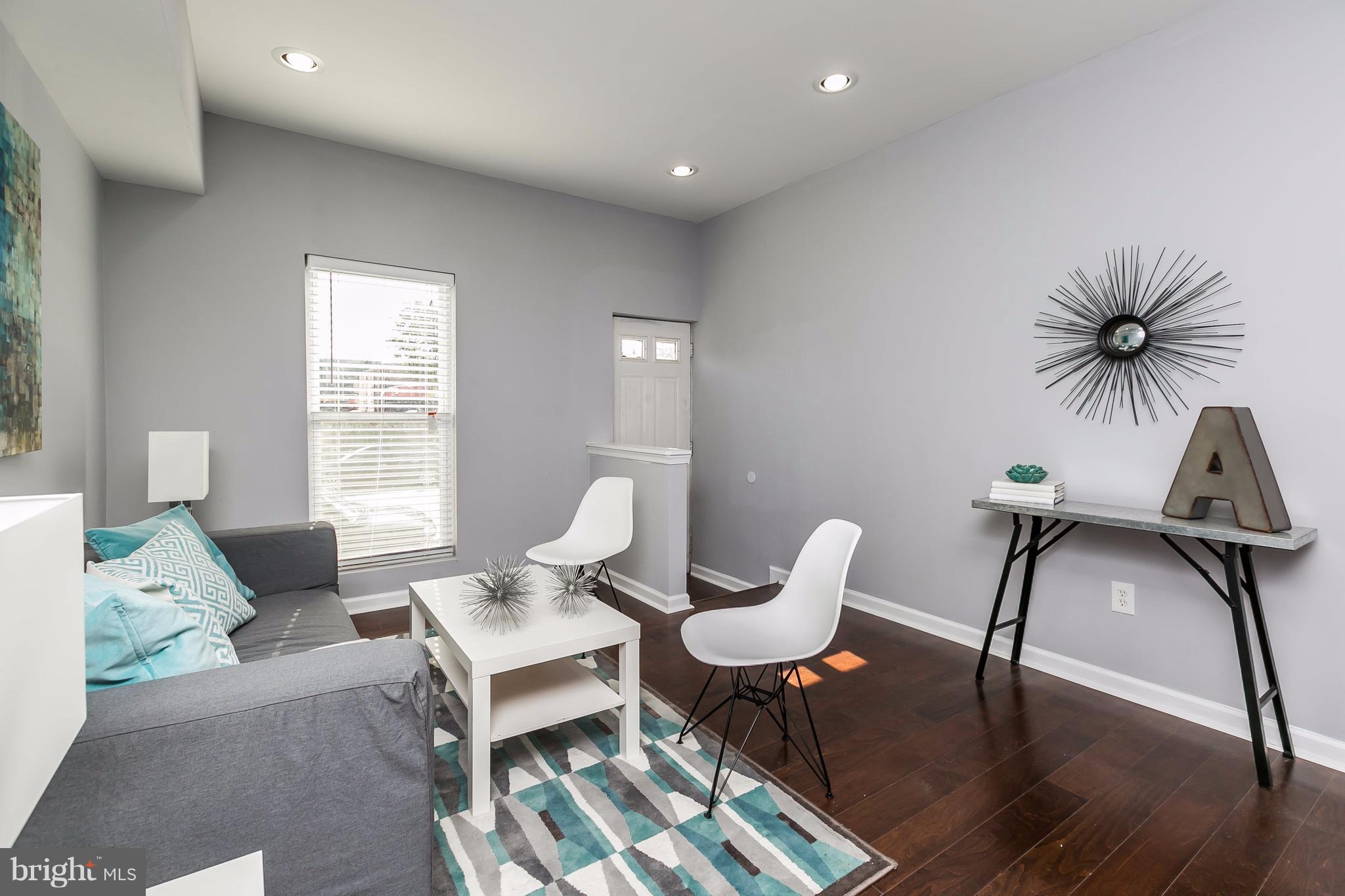 GREEKTOWN - Residential