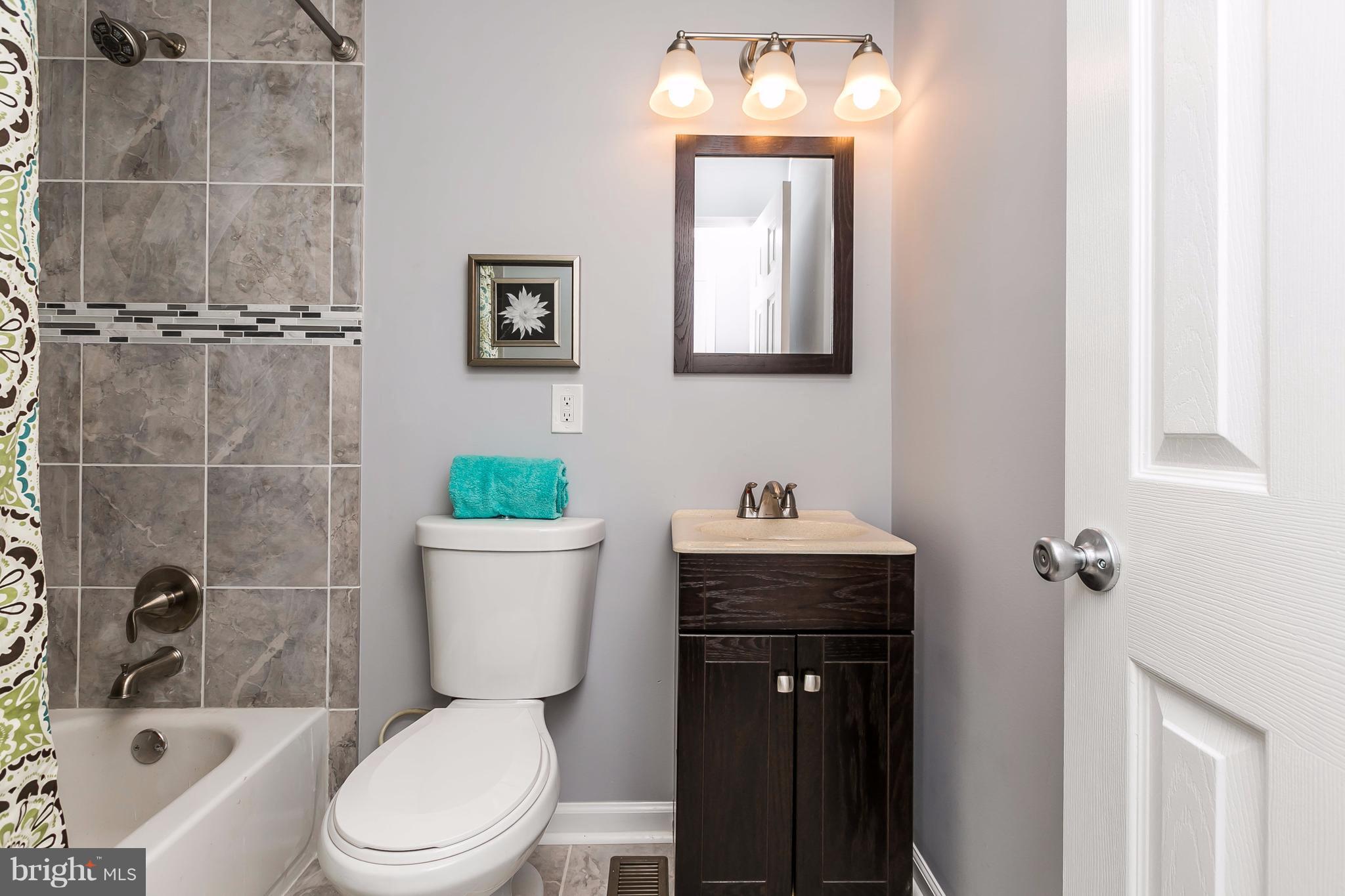 GREEKTOWN - Residential