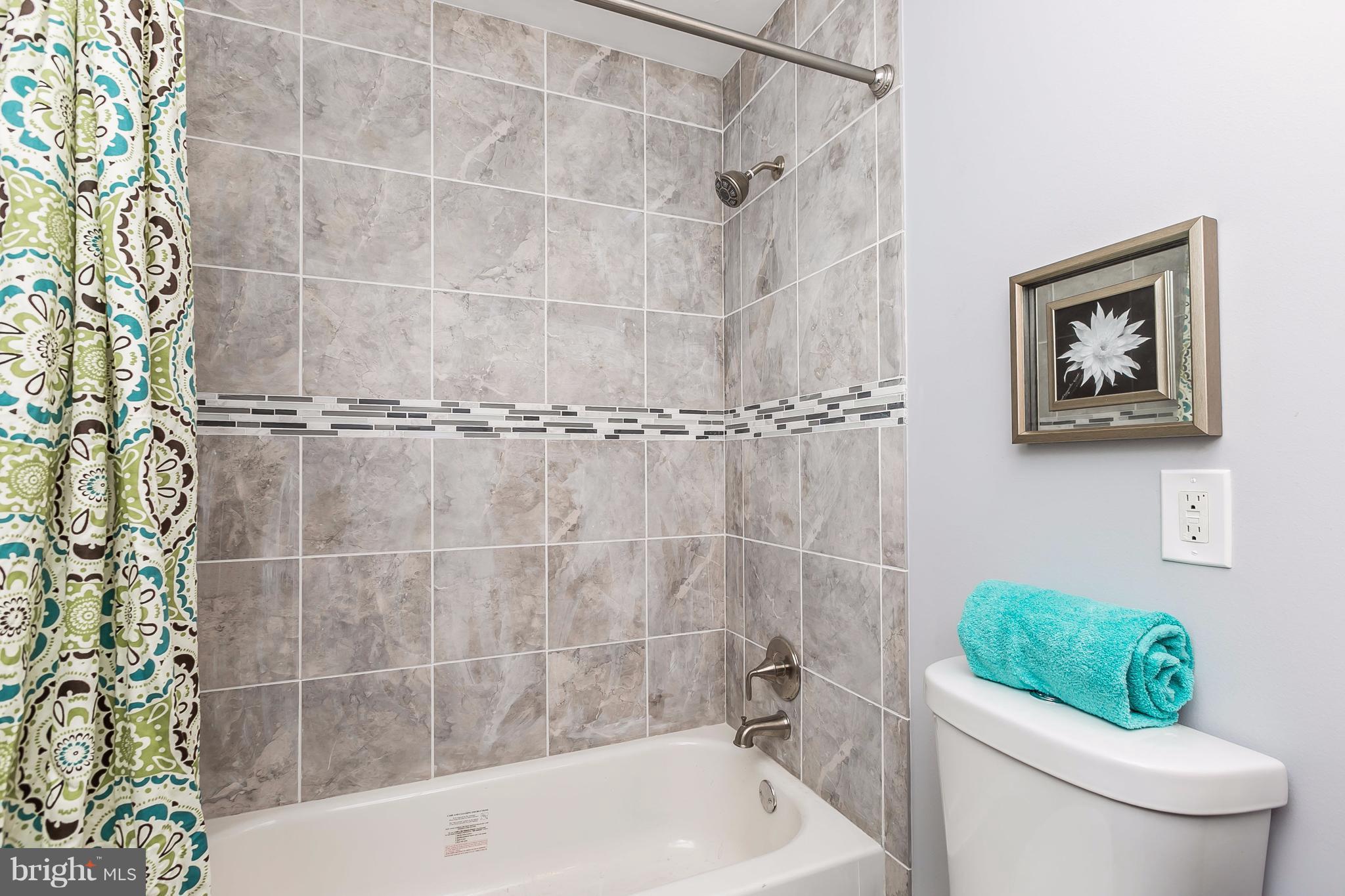 GREEKTOWN - Residential