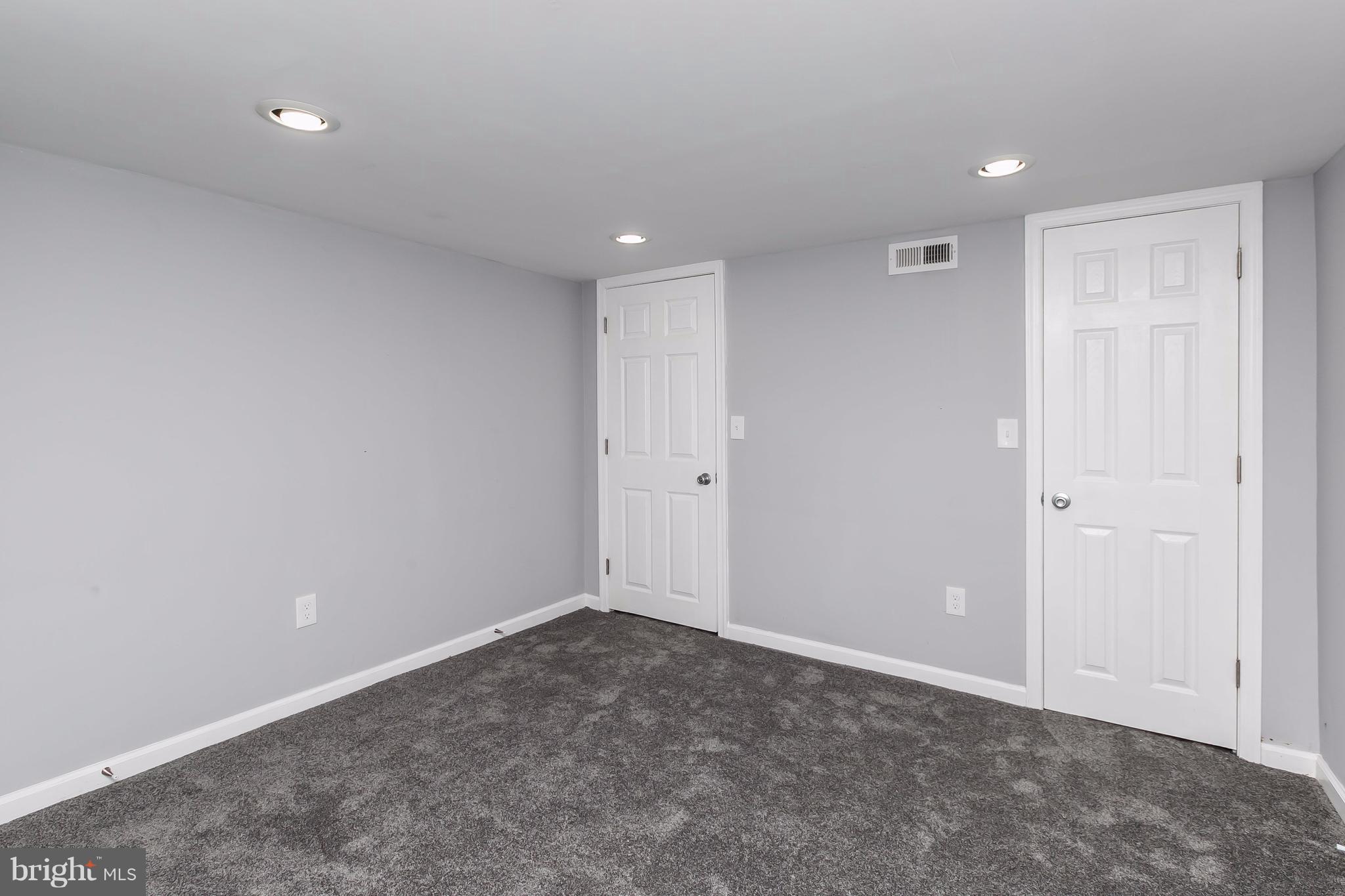 GREEKTOWN - Residential