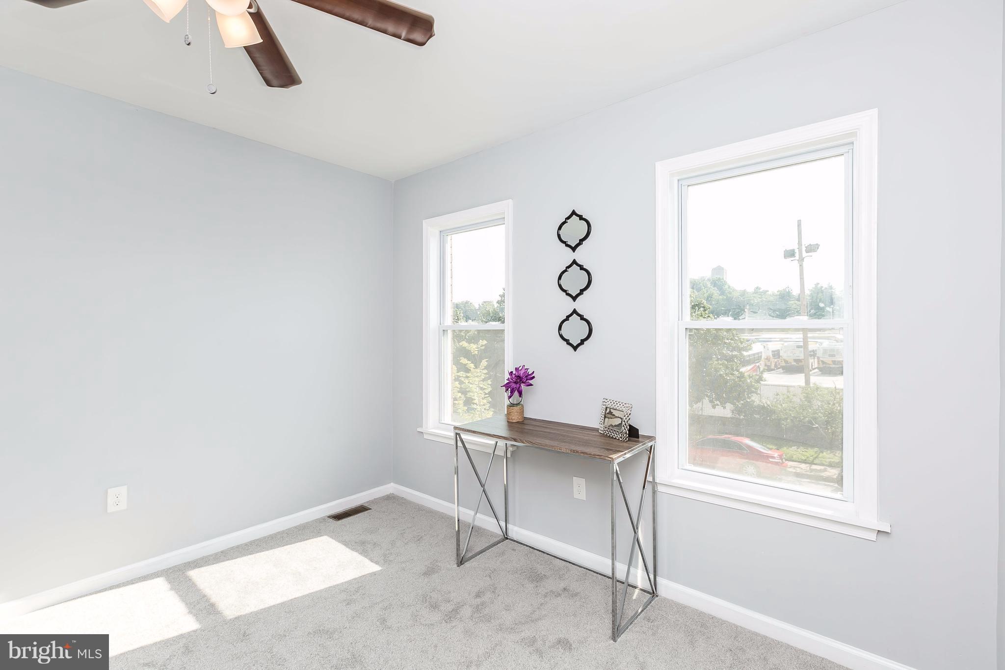 GREEKTOWN - Residential