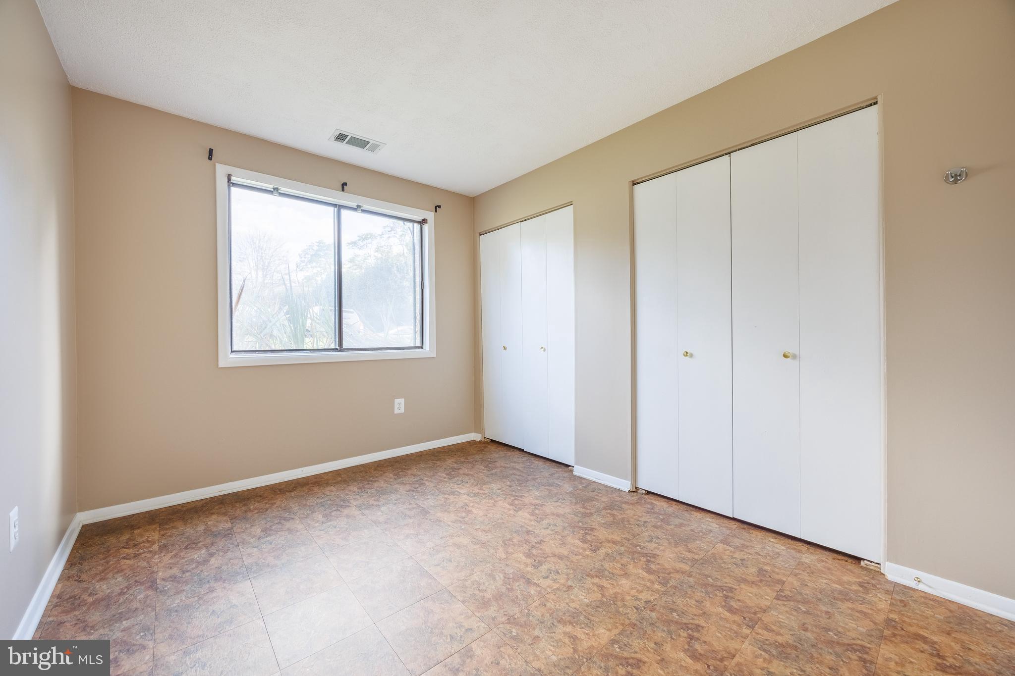 HAMPSTEAD VALLEY - Residential