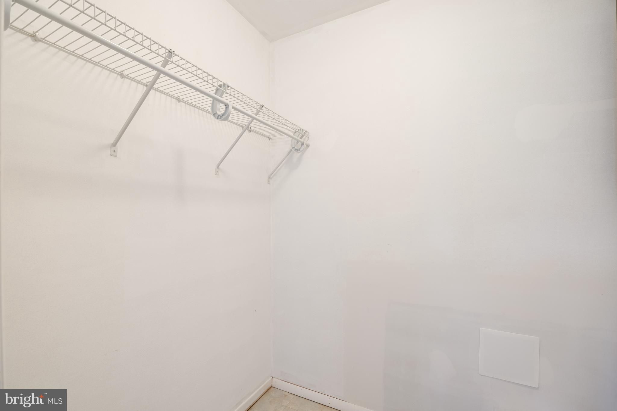 HAMPSTEAD VALLEY - Residential