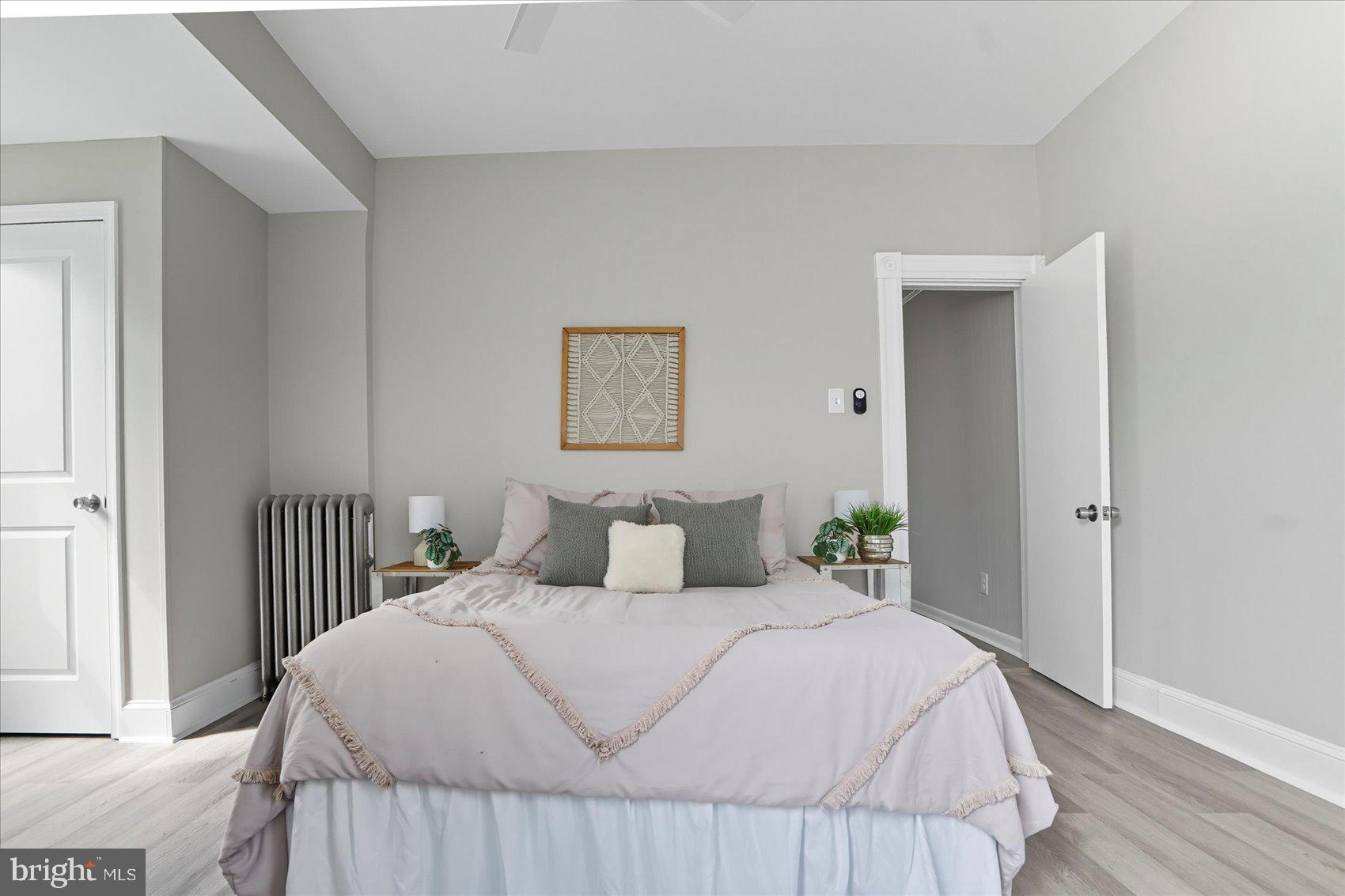 HAMILTON HILLS - Residential