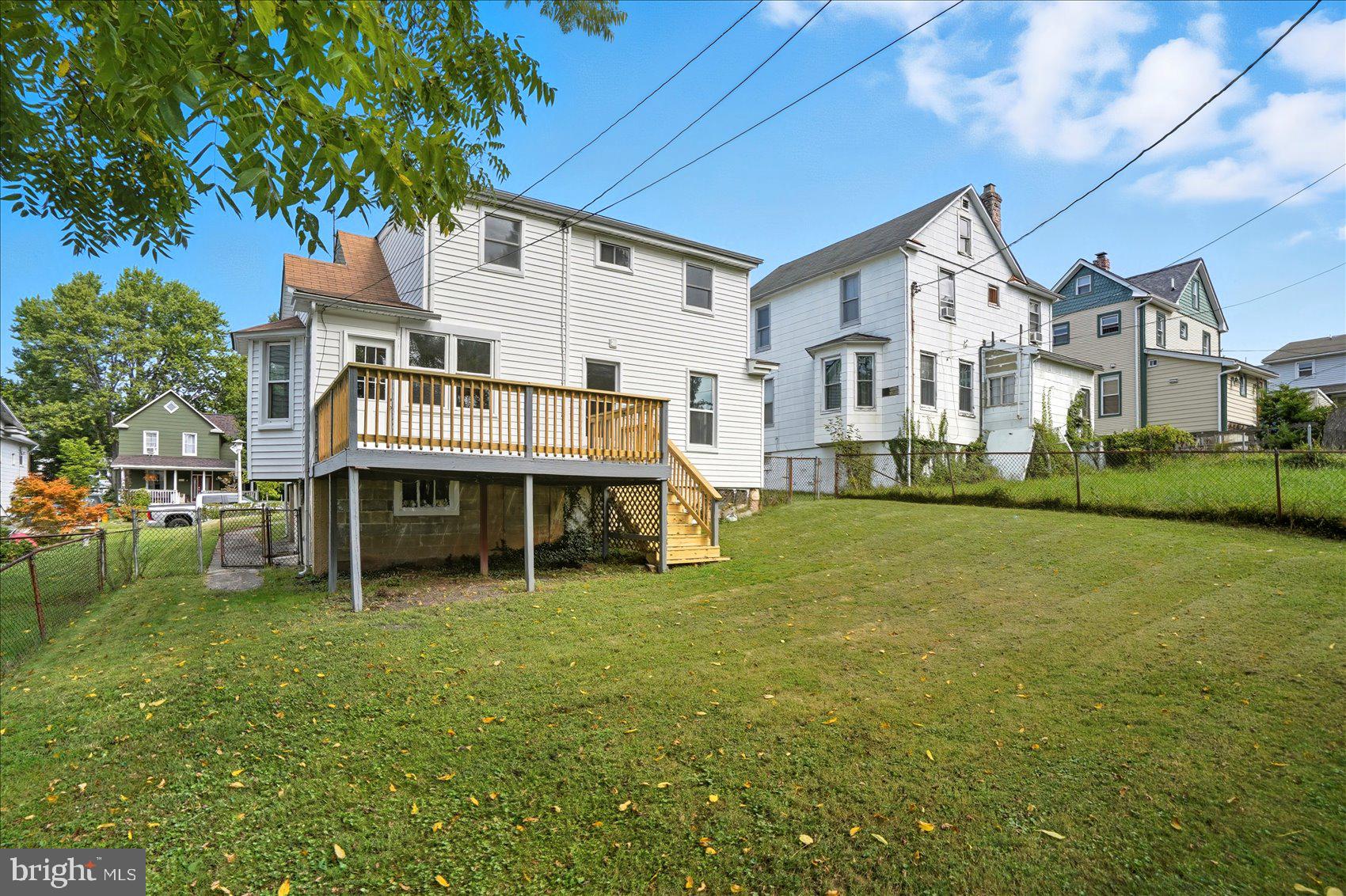 HAMILTON HILLS - Residential