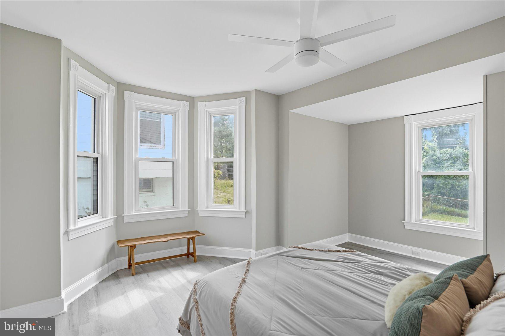HAMILTON HILLS - Residential