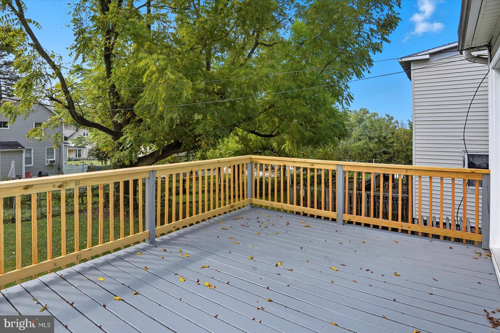 HAMILTON HILLS - Residential