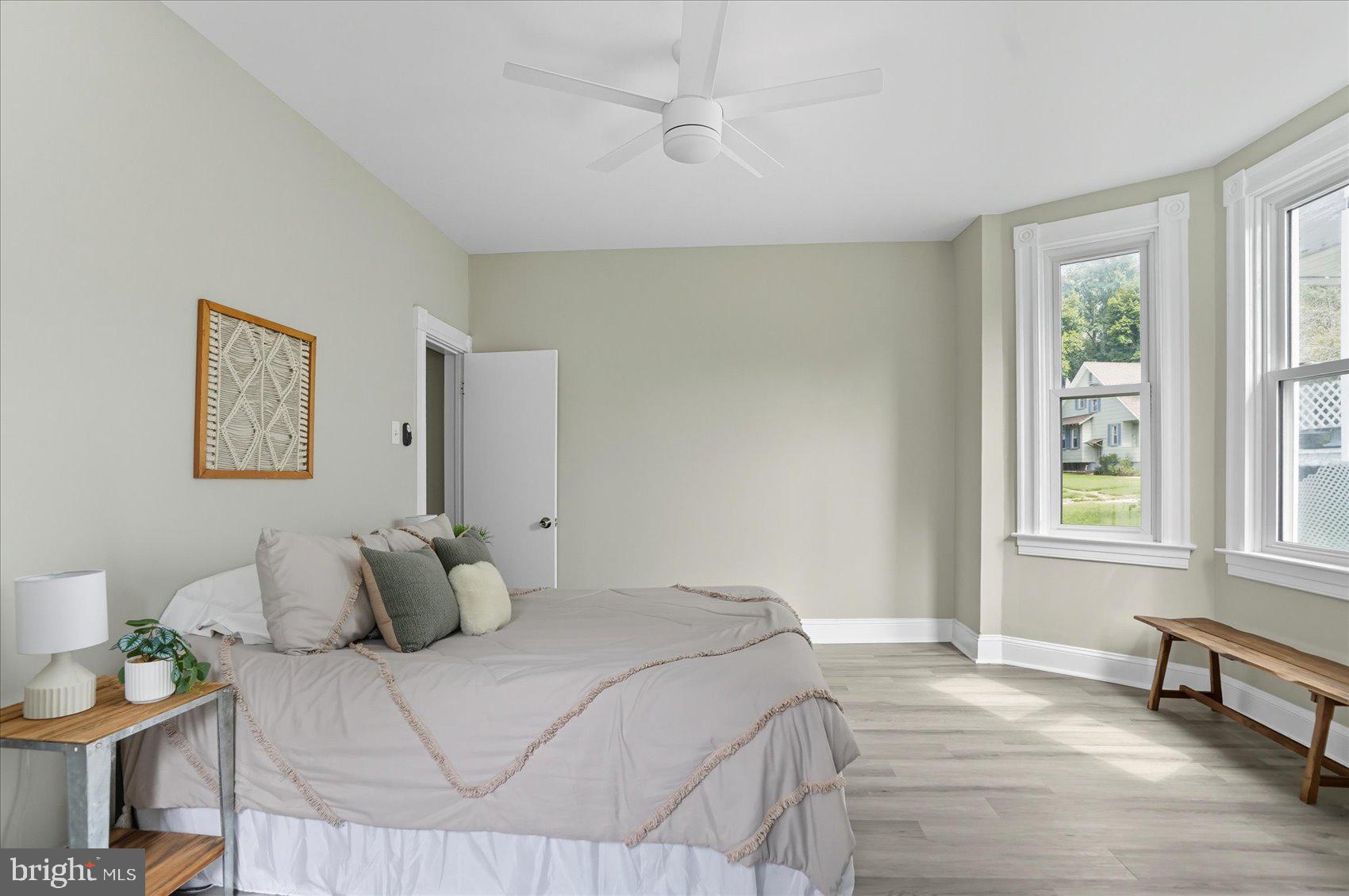 HAMILTON HILLS - Residential